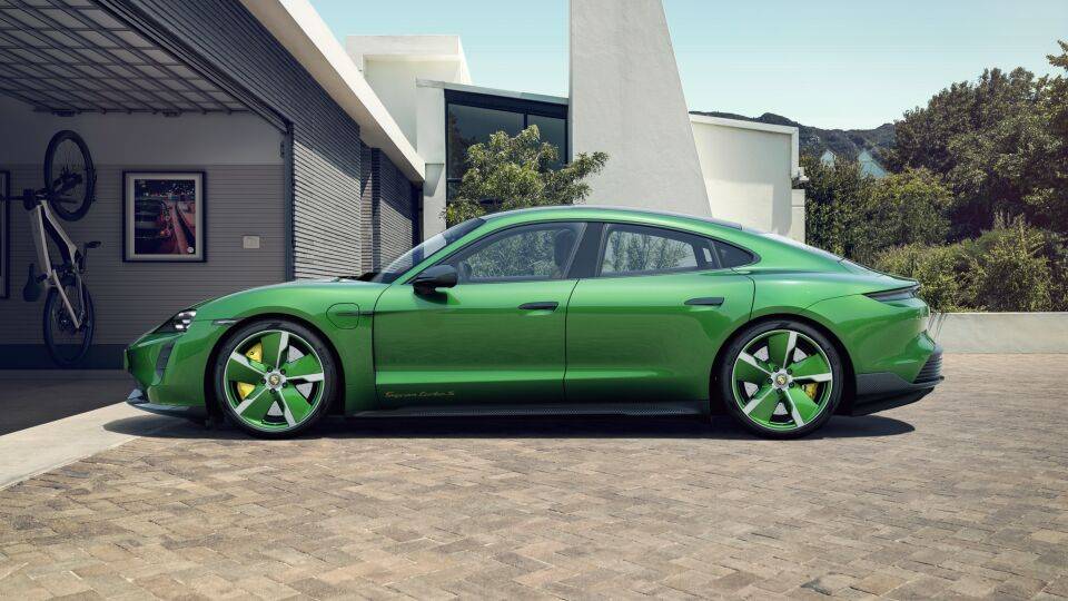 Porsche Taycan Has anybody seen any paint-matched exclusive design wheels? Configurator pic attached 6C77A2FB-A852-4E00-AD32-5E4C46D323B0