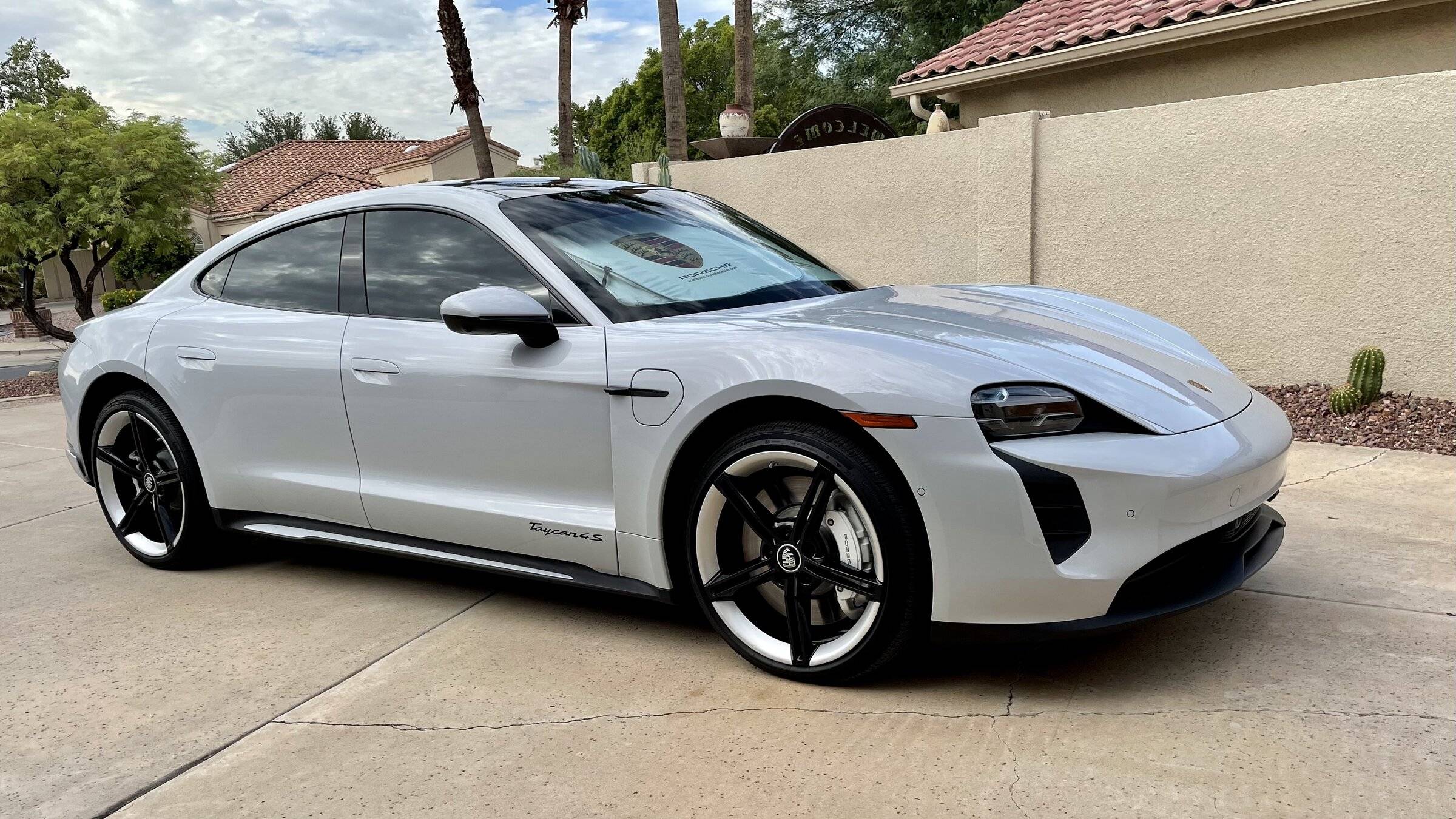Porsche Taycan Mission E wheels, what colour? FA875E72-8944-470E-89F6-8041D050B526