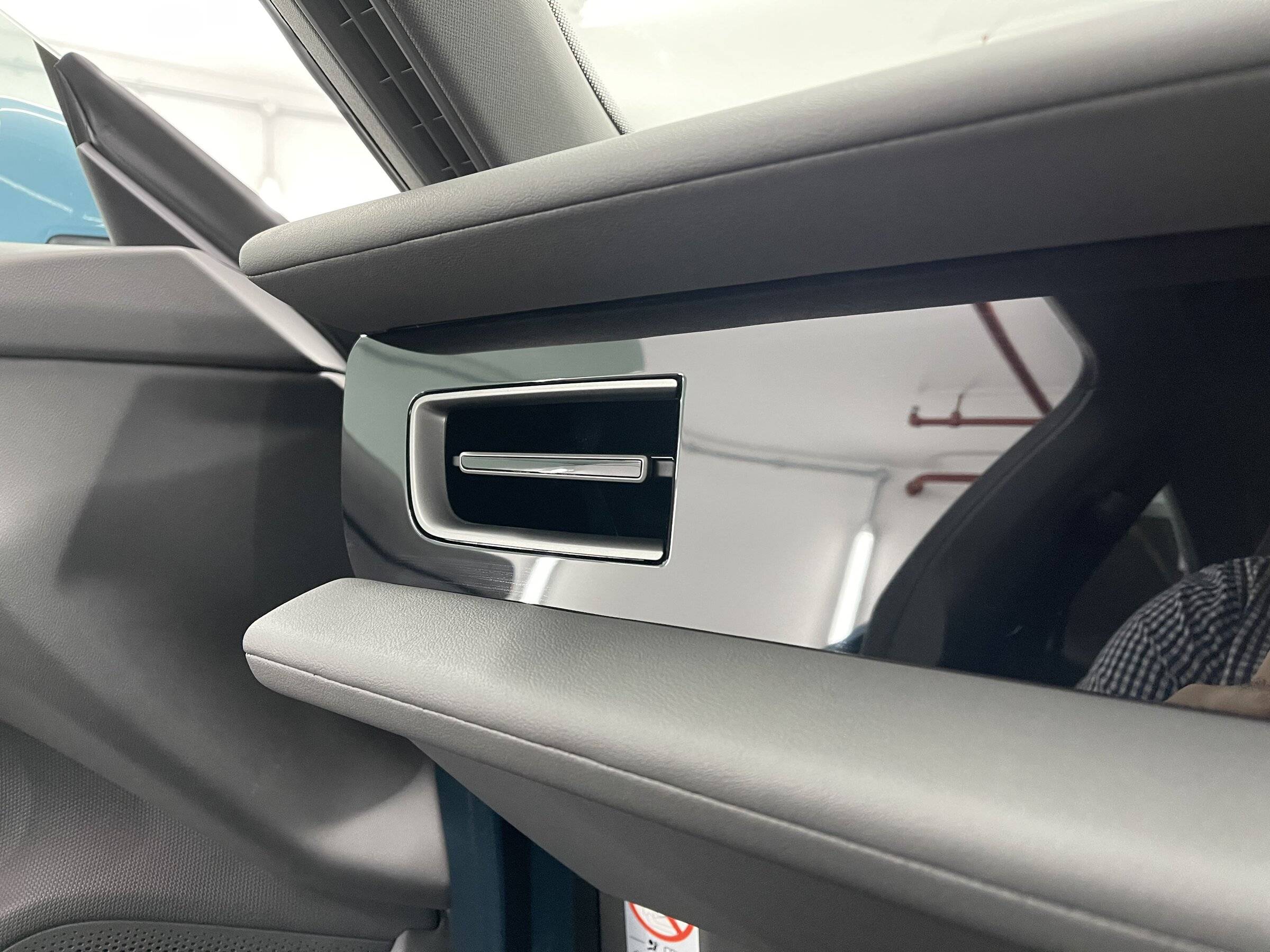 Porsche Taycan Cannot decide on color/interior ED96A788-06AC-493A-ADE8-3C9A37A583F2