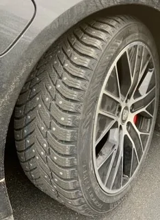 Porsche Taycan Does the winter wheel/tire set fit inside the car? Studded front_pass Taycan Hak10EV