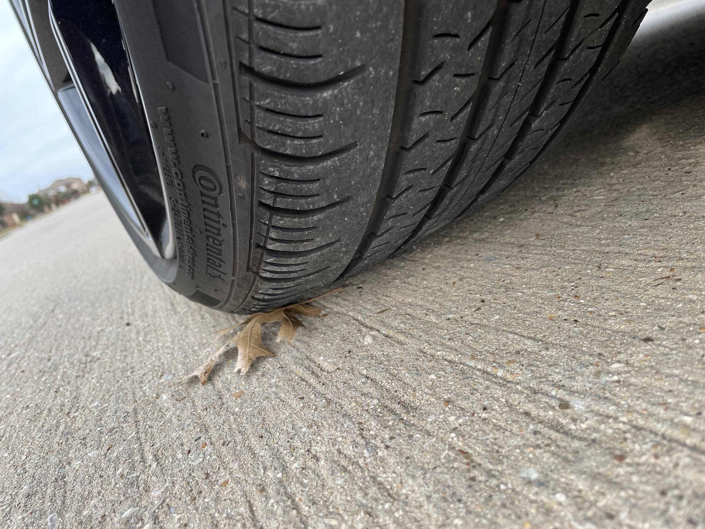 Porsche Taycan Check Your Tires! IMG_0728