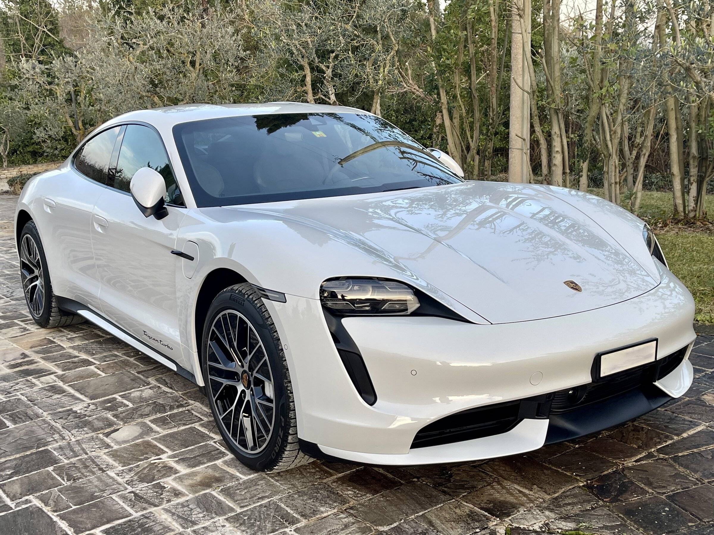 Porsche Taycan 2020 Turbo Trouble 3492D7DB-FACD-4FB7-9C57-6EF156EBEBC9
