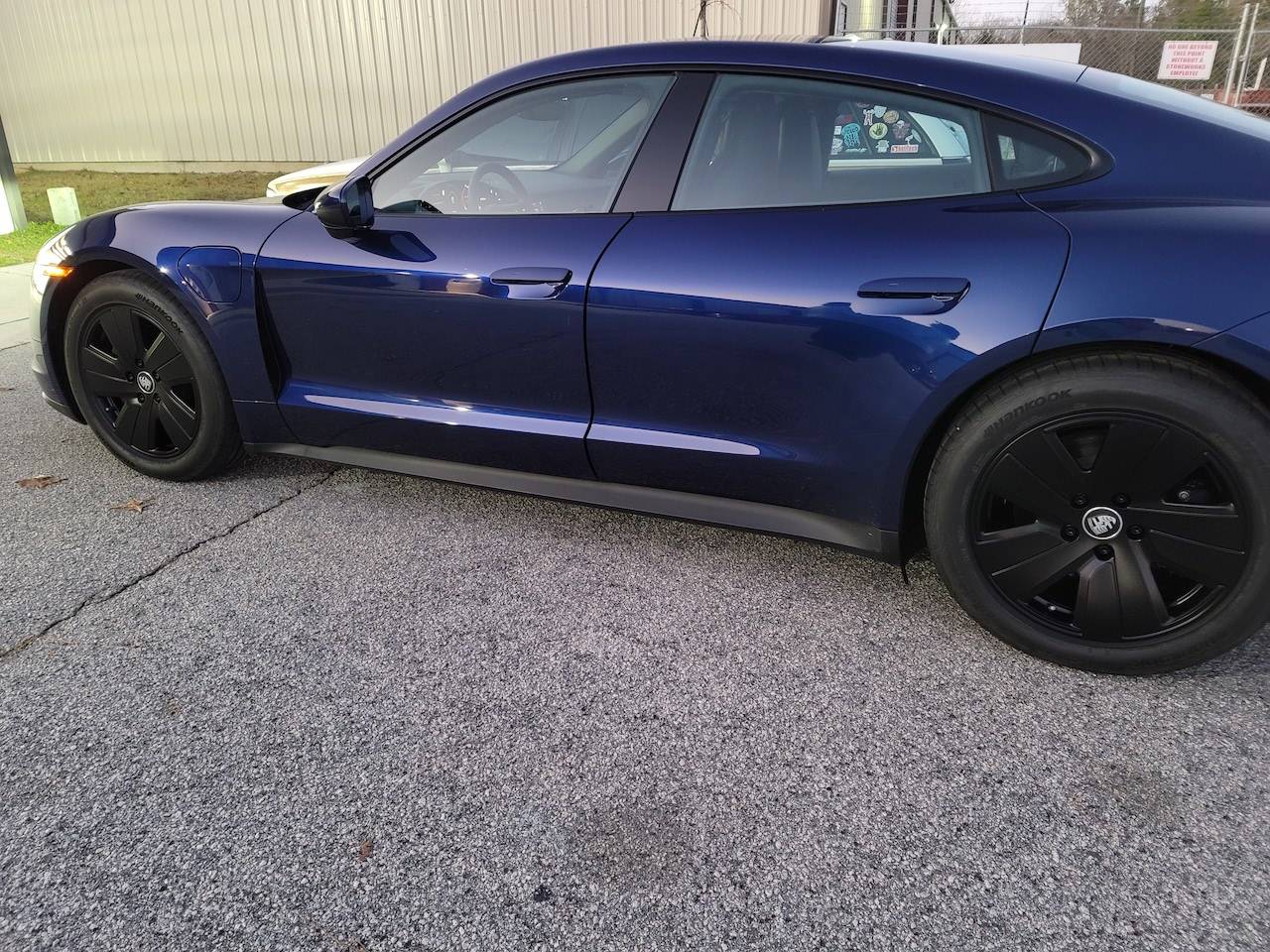 Porsche Taycan Taycan Aero Wheels Painted Black 20220105_175206