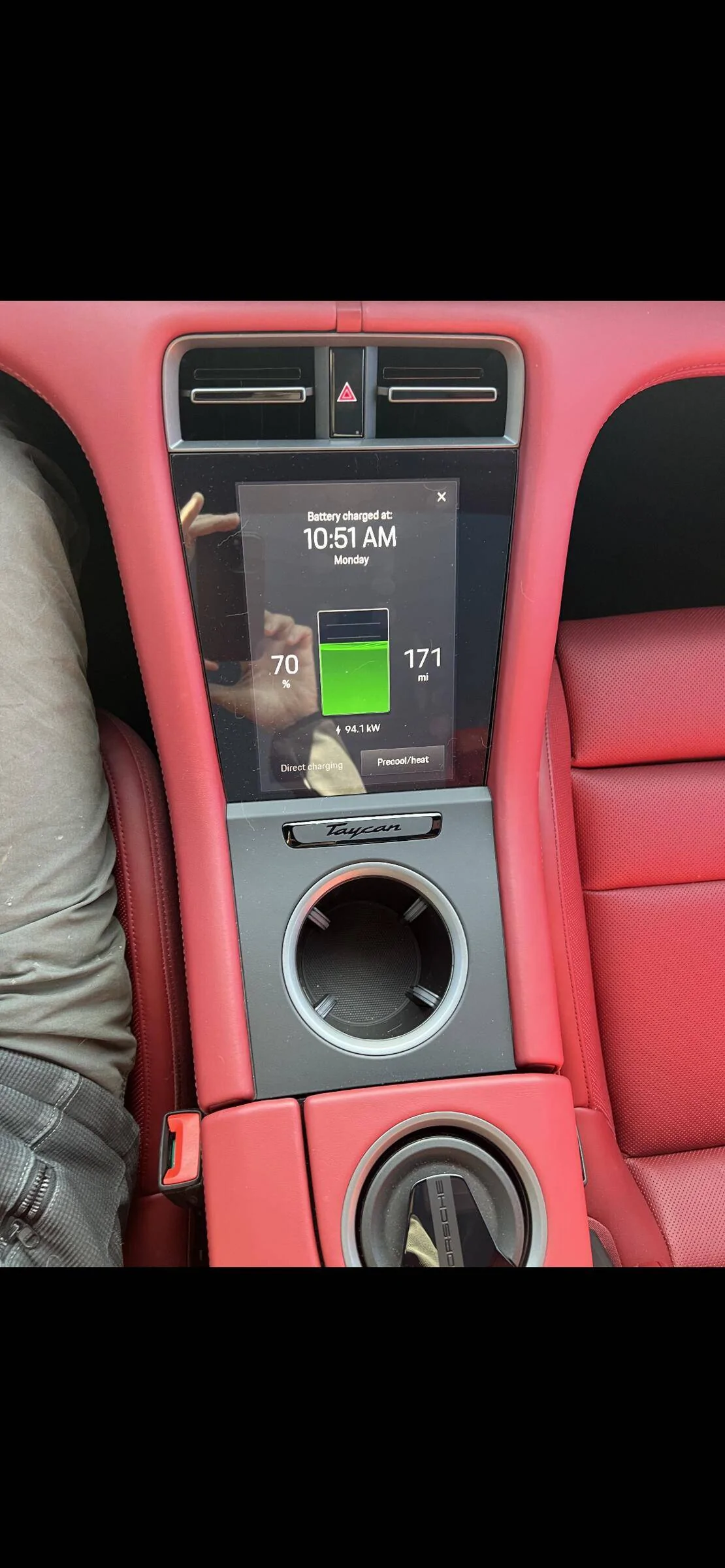 Porsche Taycan Interior “panel” gap? IMG_4787