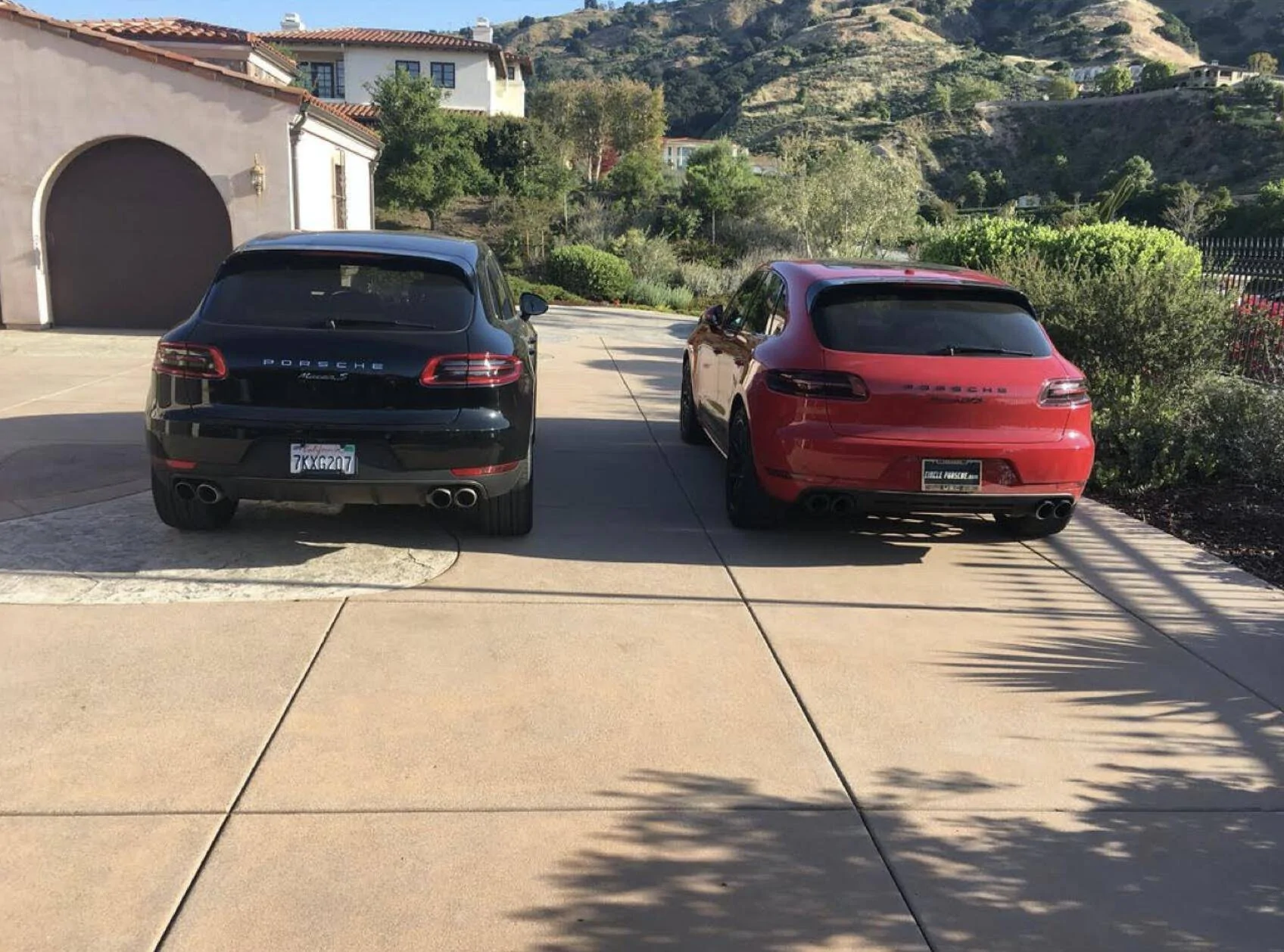 Porsche Taycan Help with finding ‘base’ black photos Screen Shot 2022-01-10 at 7.16.46 PM