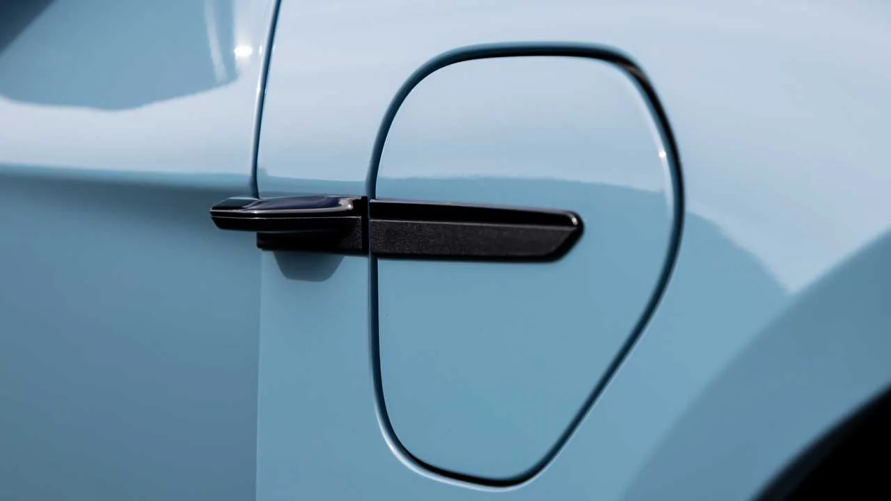 Porsche Taycan Electric port molding taycan-4s