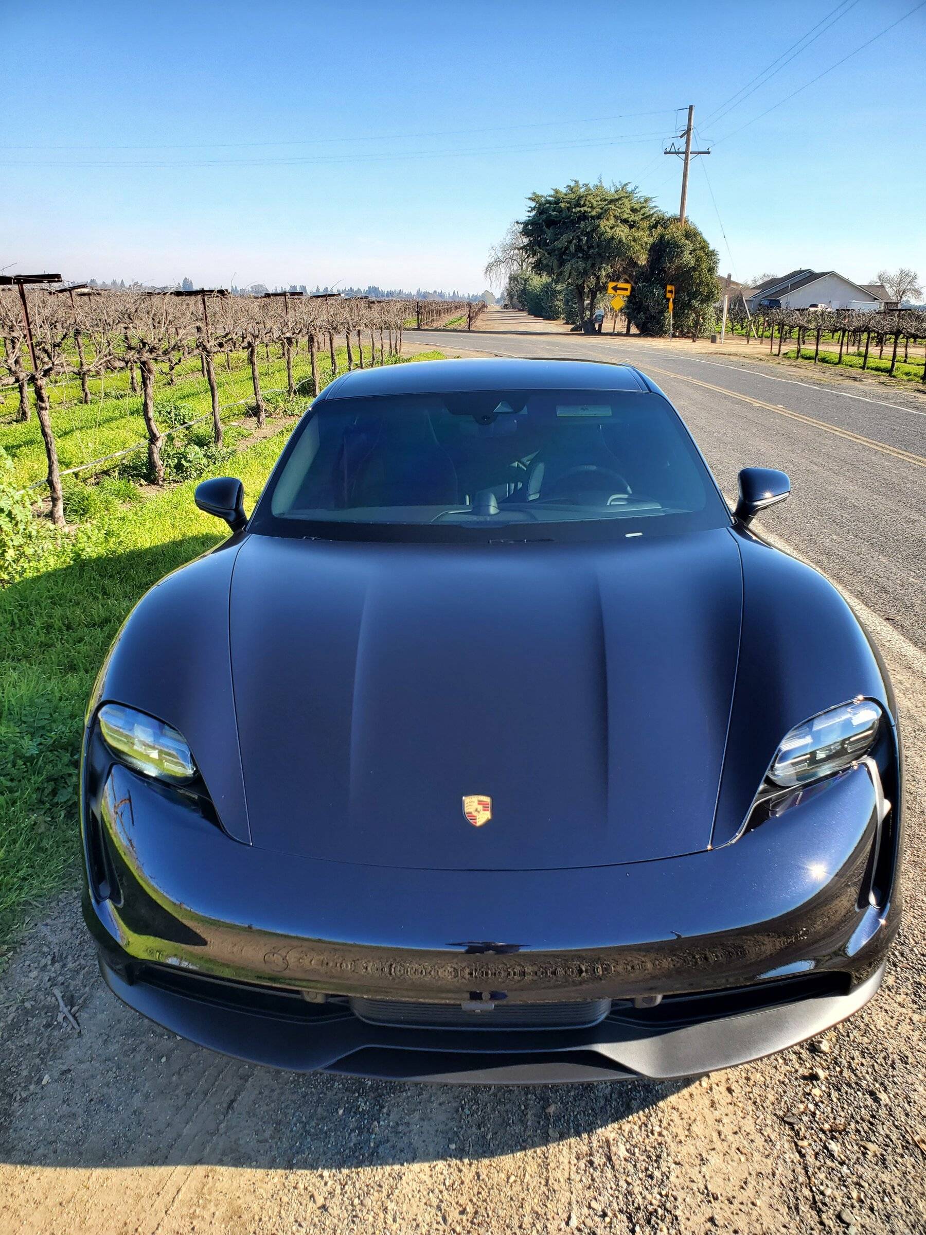 Porsche Taycan BLACK / JET BLACK Taycan Club 20220118_121247