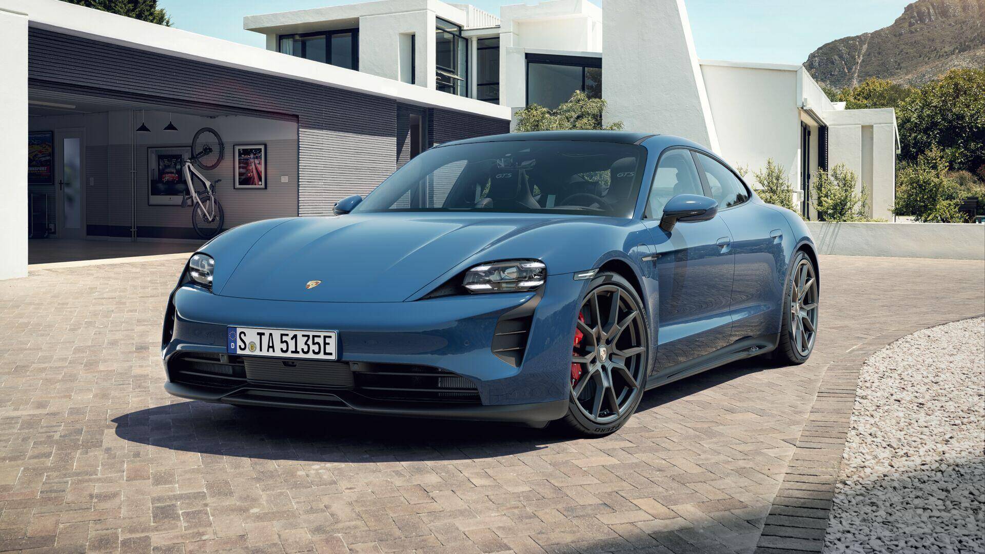 Porsche Taycan NEPTUNE BLUE Taycan Club 1642738551509