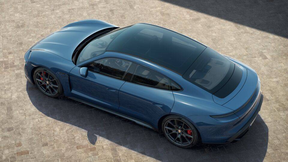 Porsche Taycan Cross Turismo Shopper Curious about Pricing/Options iris (9)