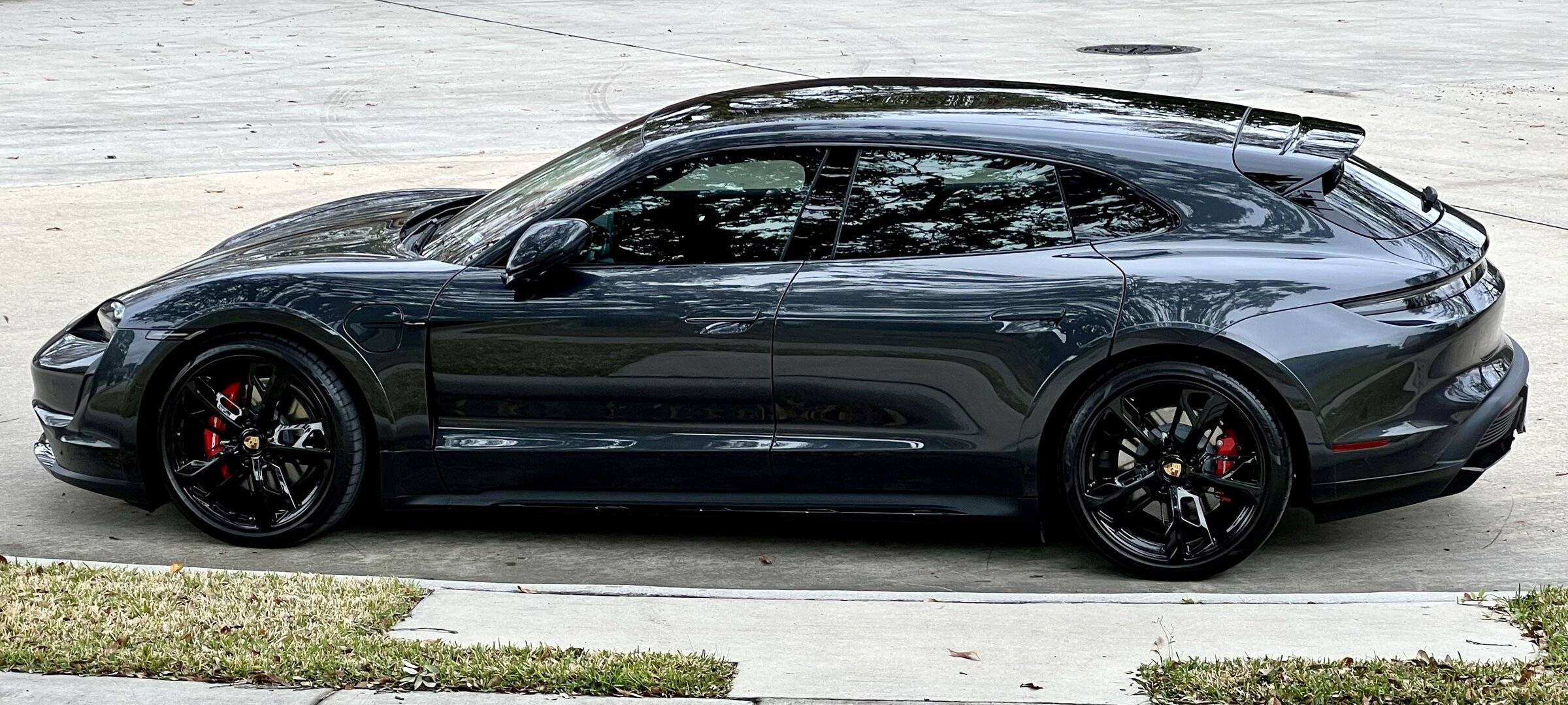 Porsche Taycan A 2022 Cross Turismo 4S: From Order to Delivery to Mods IMG_4887