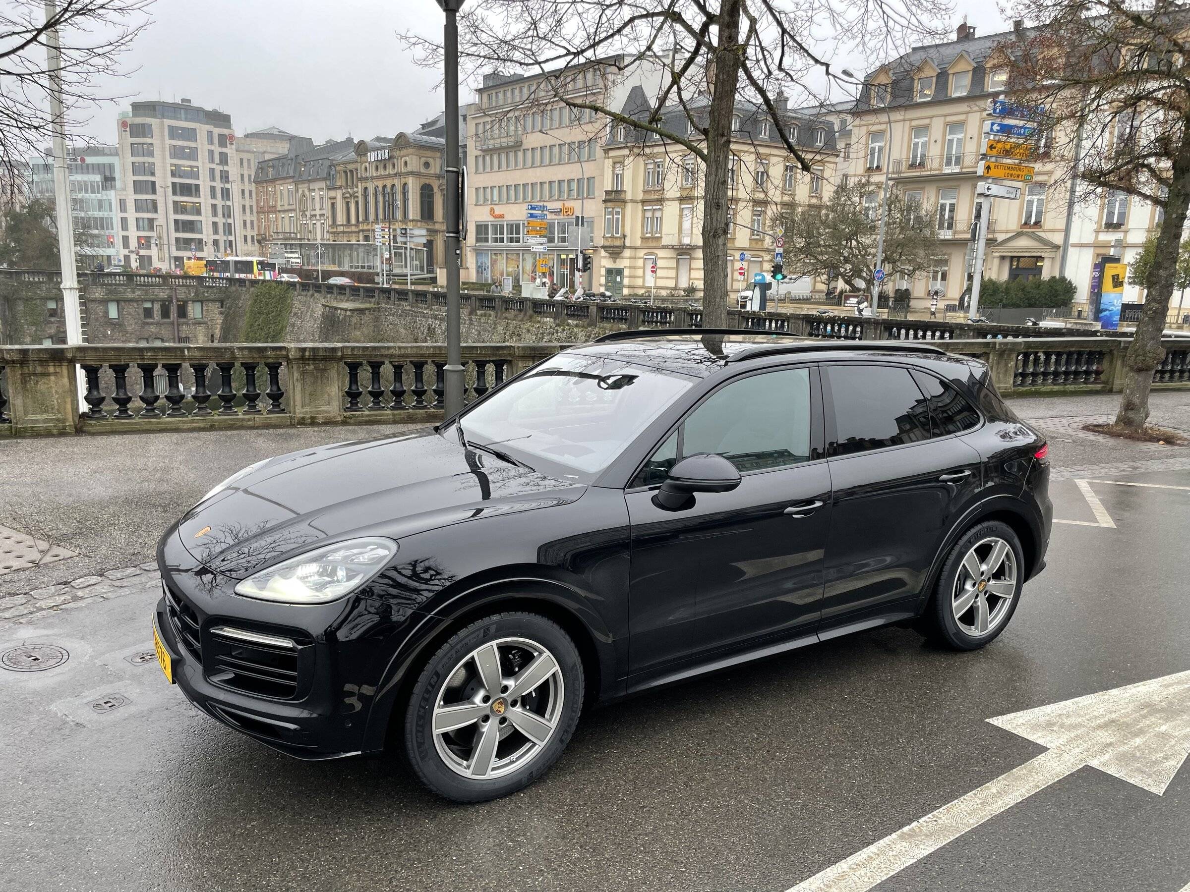 Porsche Taycan New 2022 build - please share opinions D465AE8D-87CE-42E2-B172-CCF2E19EEE1E