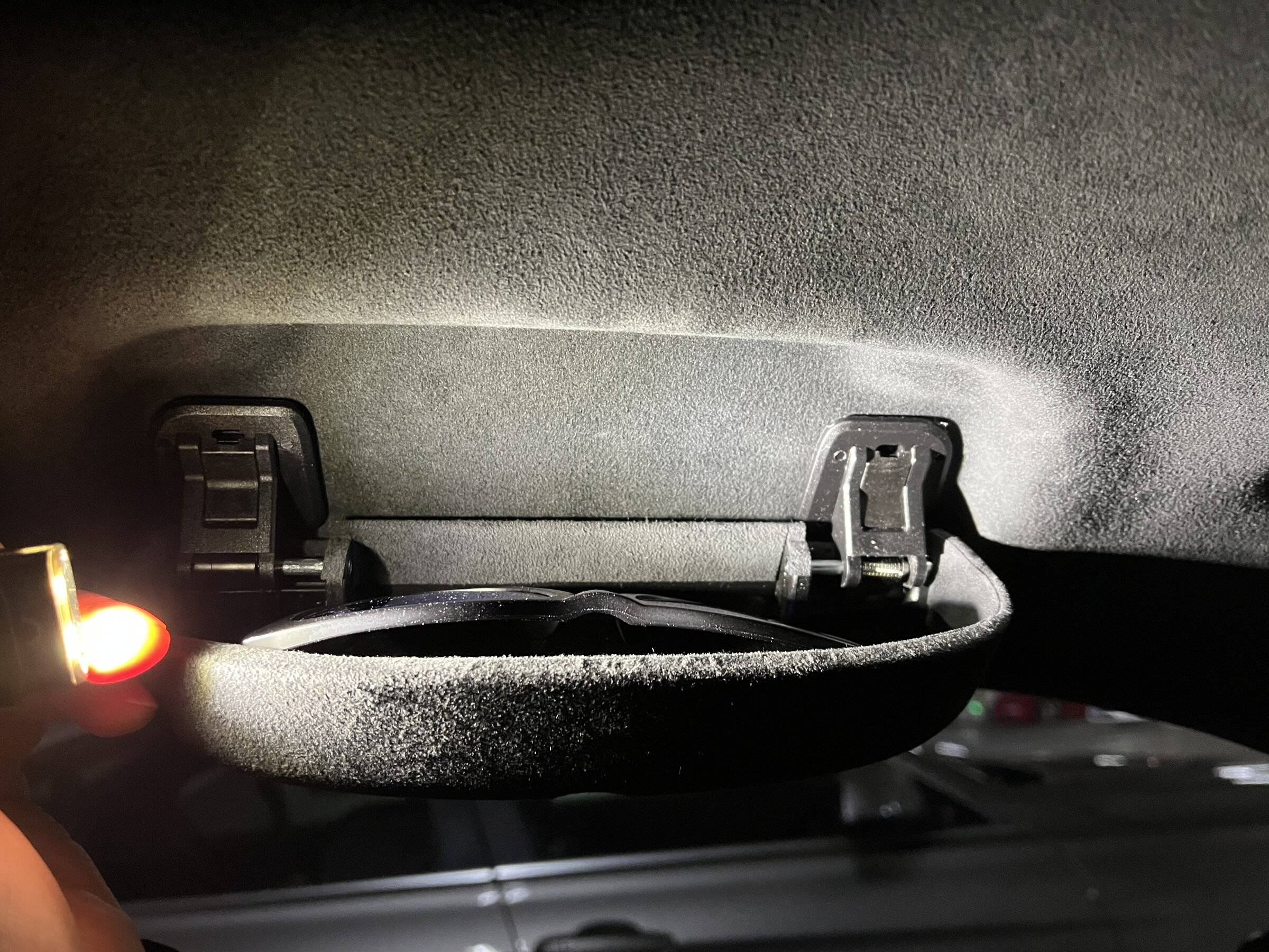 Porsche Taycan Sunglass storage solution! 33A04B1C-DBB4-4DCC-ADE0-4569E521C753