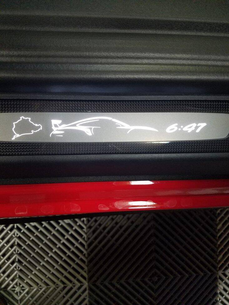 Porsche Taycan Let me see them- frivolous option(s) 1643752706499