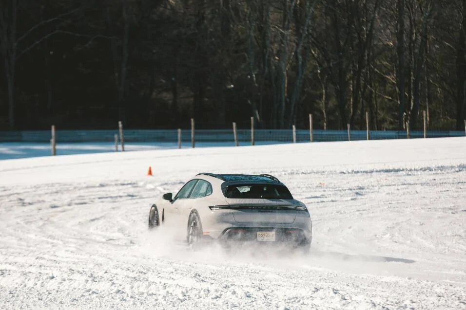 Porsche Taycan Taycan 4S CT playing in the snow Screenshot 2022-02-02 9.38.18 PM