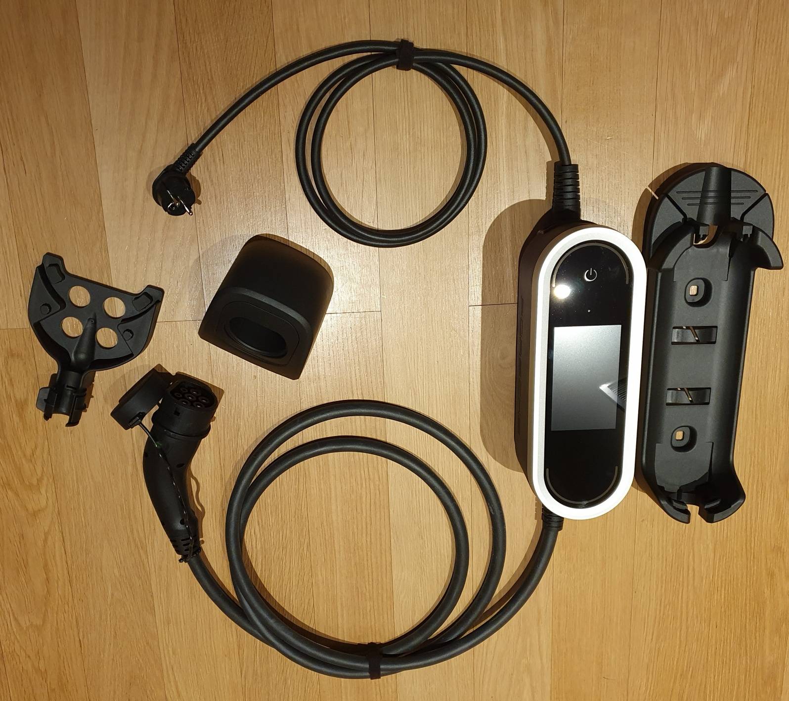 Porsche Taycan Getting Porsche Mobile Charger Connect before car delivery PT_MobileCharger-2