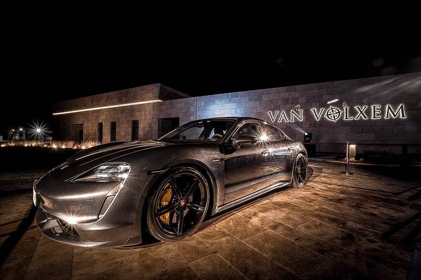 Porsche Taycan VOLCANO GREY Taycan Club Taycan Turbo S Volcano Grey