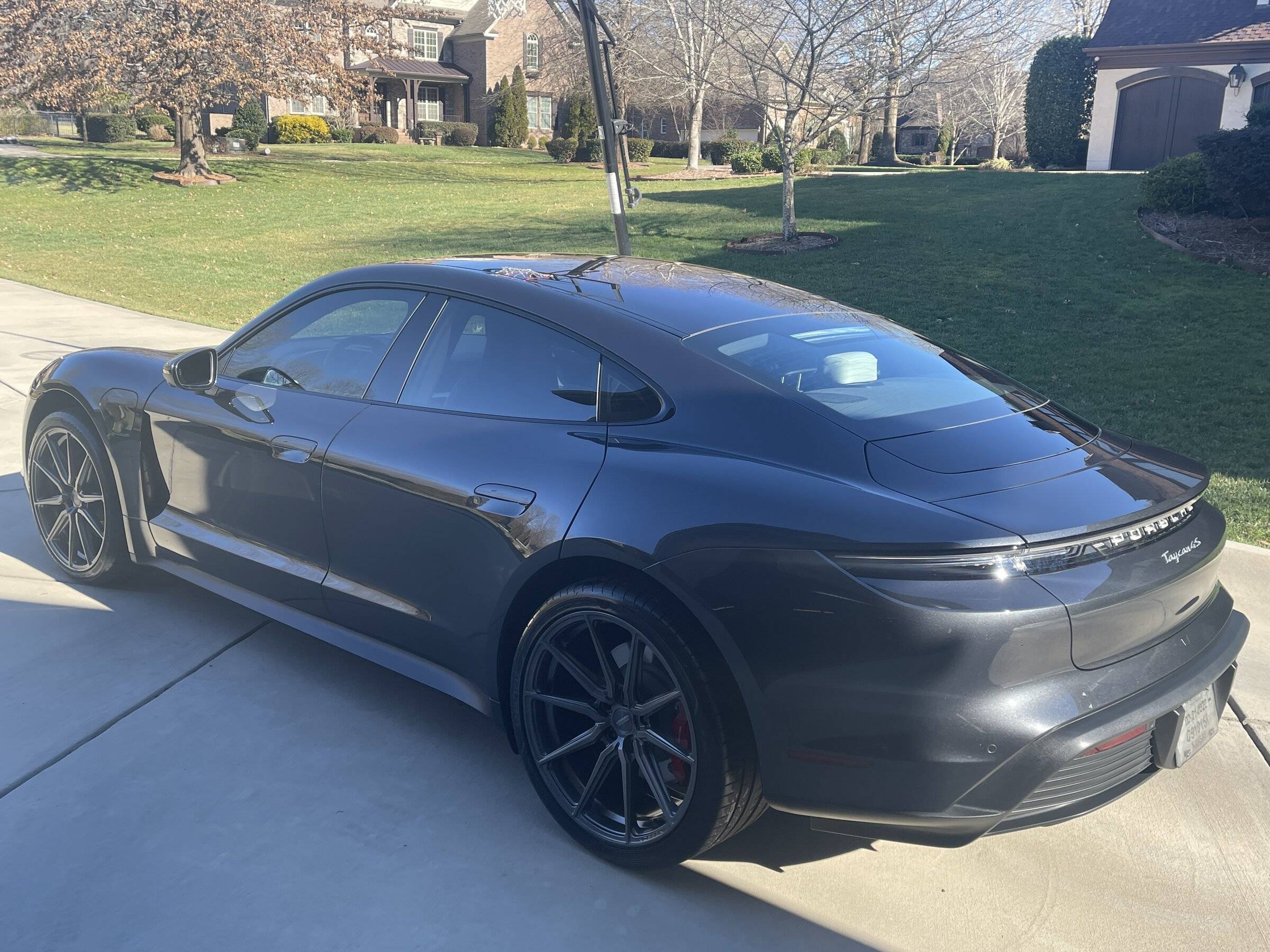 Porsche Taycan VOLCANO GREY Taycan Club 893B456C-C281-480C-A2ED-D1AB595D9C3B