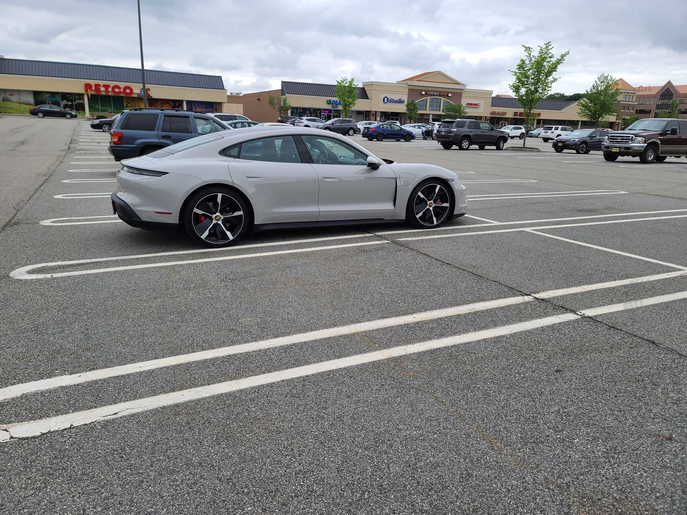 Porsche Taycan Anyone have pics of their Taycan in 'Crayon' D926D9C2-1BD4-4FA6-B2F9-EEFEB39A5B21