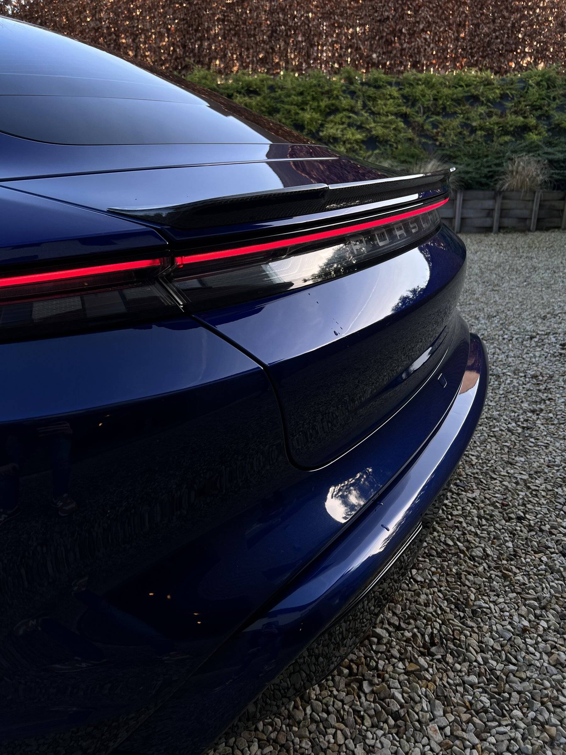 Porsche Taycan Techart carbon spoiler and diffuser installed Foto 5-02-2022 09 39 07