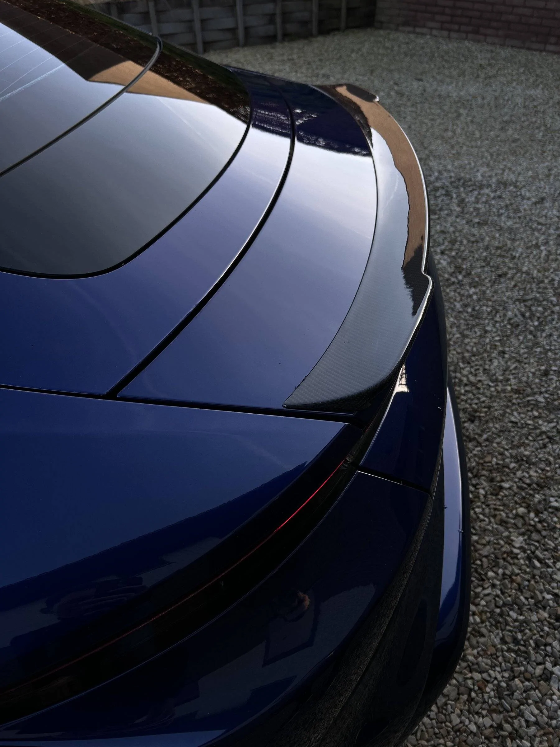 Porsche Taycan Techart carbon spoiler and diffuser installed Foto 5-02-2022 09 39 17