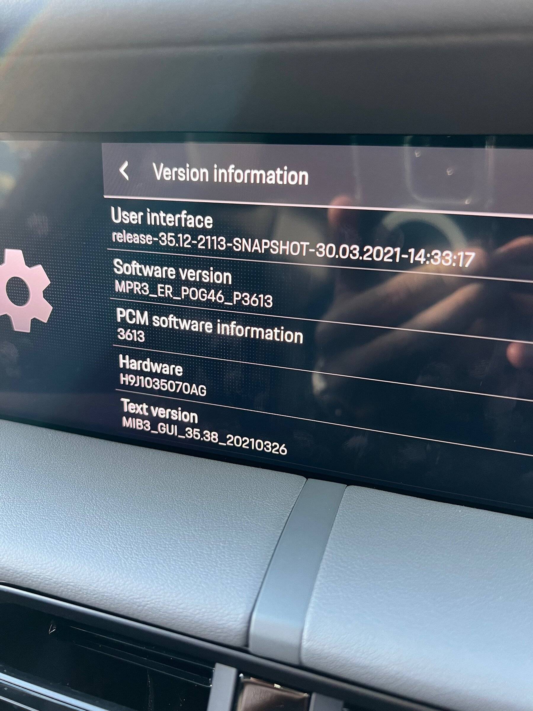 Porsche Taycan ? PCM 6 Update Announcement [Update: Retrofit Being Explored For Existing Taycans] IMG_0239