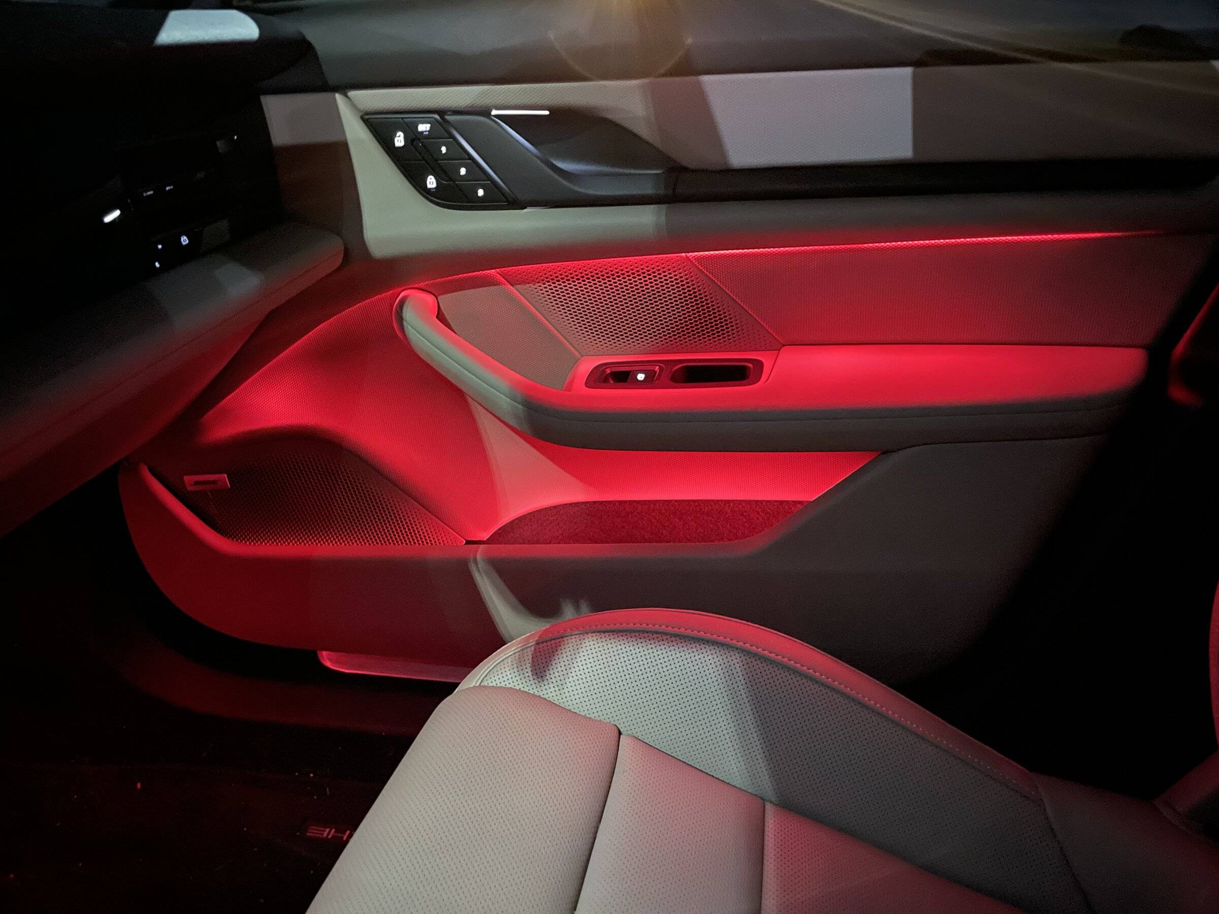 Porsche Taycan `Night Time Ambient Lighting in Chalk Crayon Interiors 31182782-2FDB-4D41-8DA2-8C7BD800F1E0