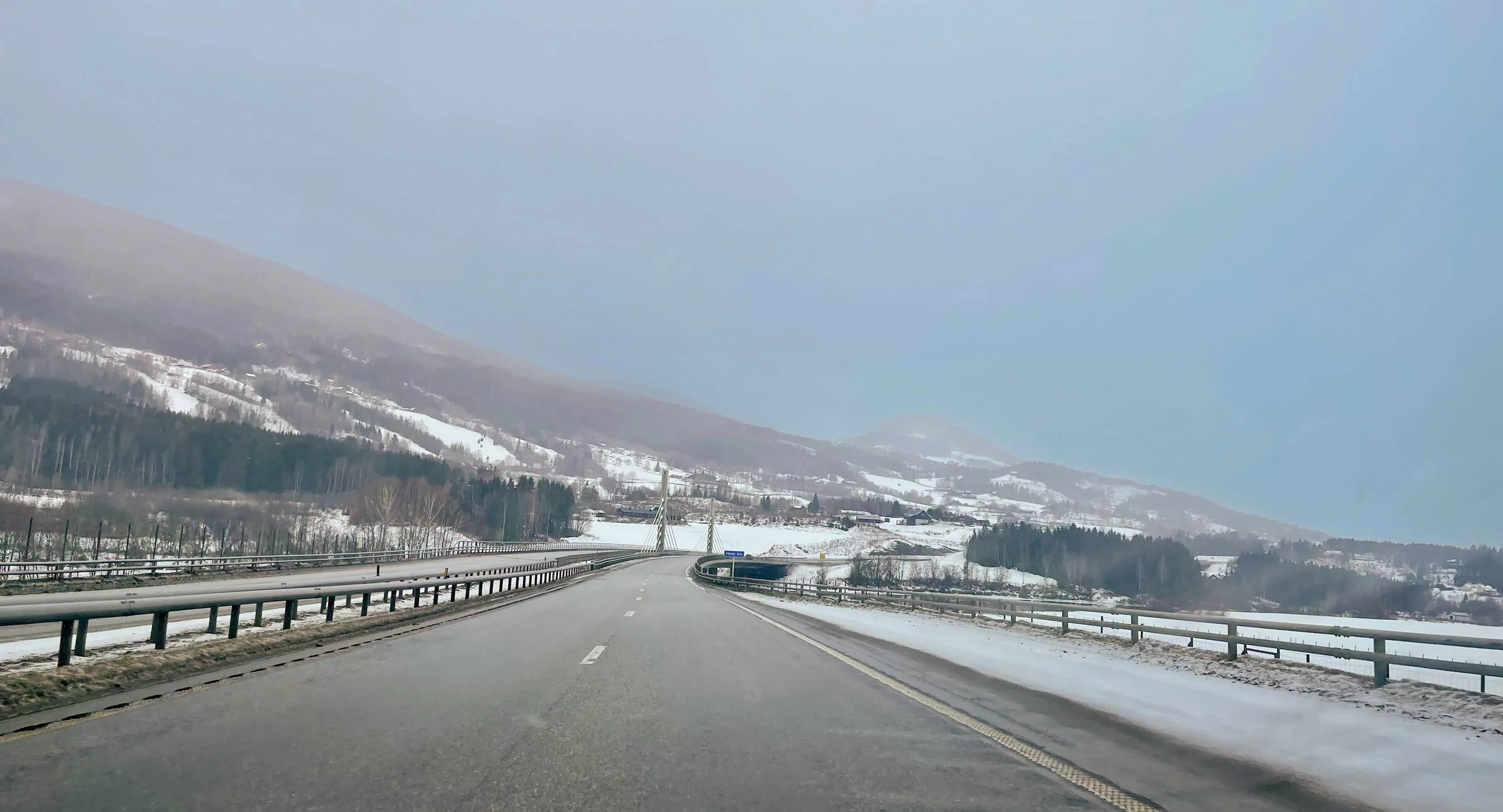 Porsche Taycan Taycan To The Arctic Circle Road Trip 2022 51882037894_ab1cad5475_4k