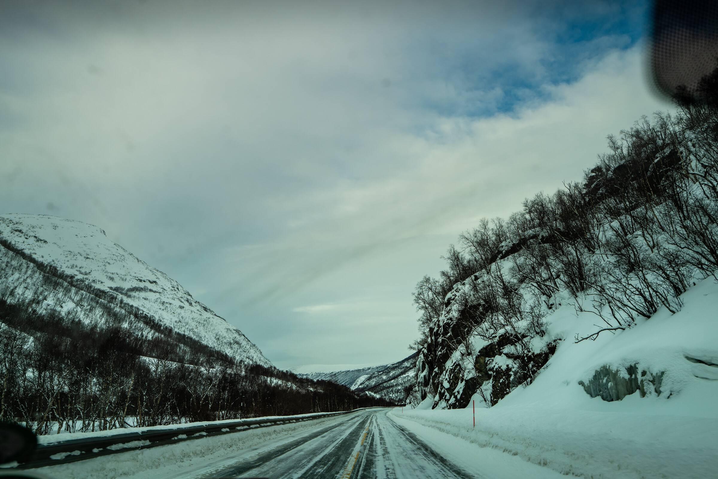 Porsche Taycan Taycan To The Arctic Circle Road Trip 2022 51883773263_539f15ce4c_4k
