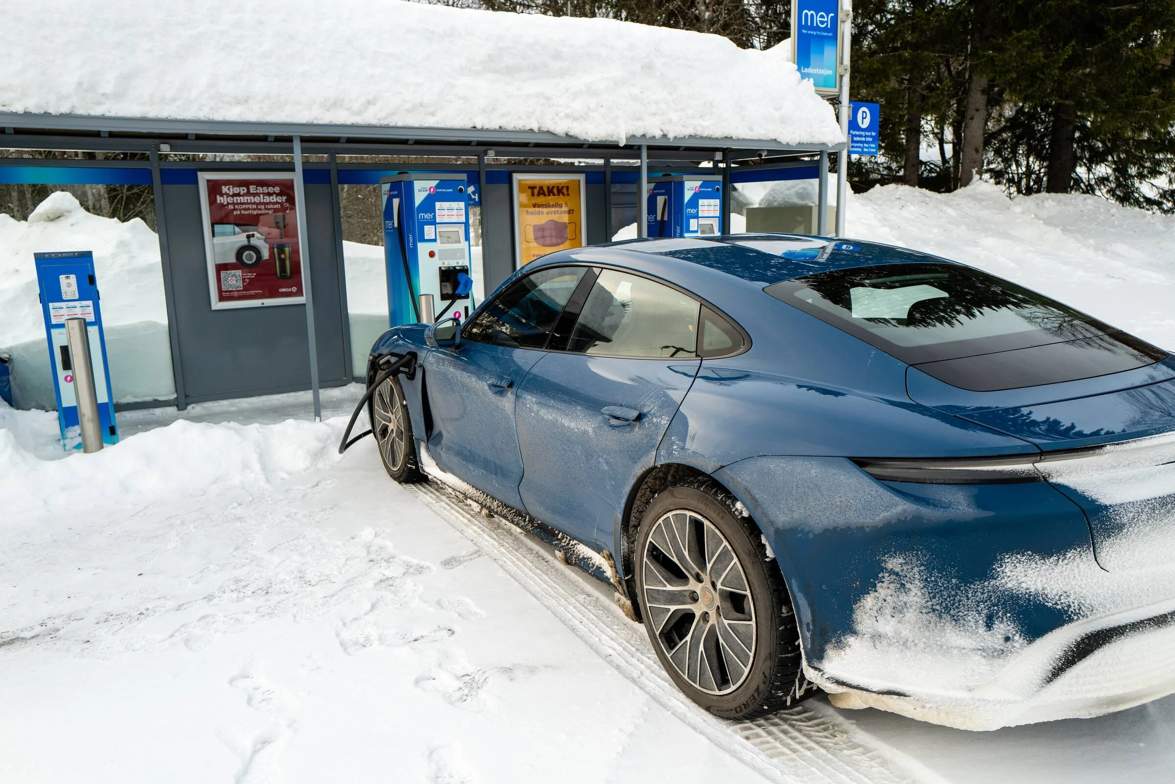 Porsche Taycan Taycan To The Arctic Circle Road Trip 2022 51885984464_339b571418_4k