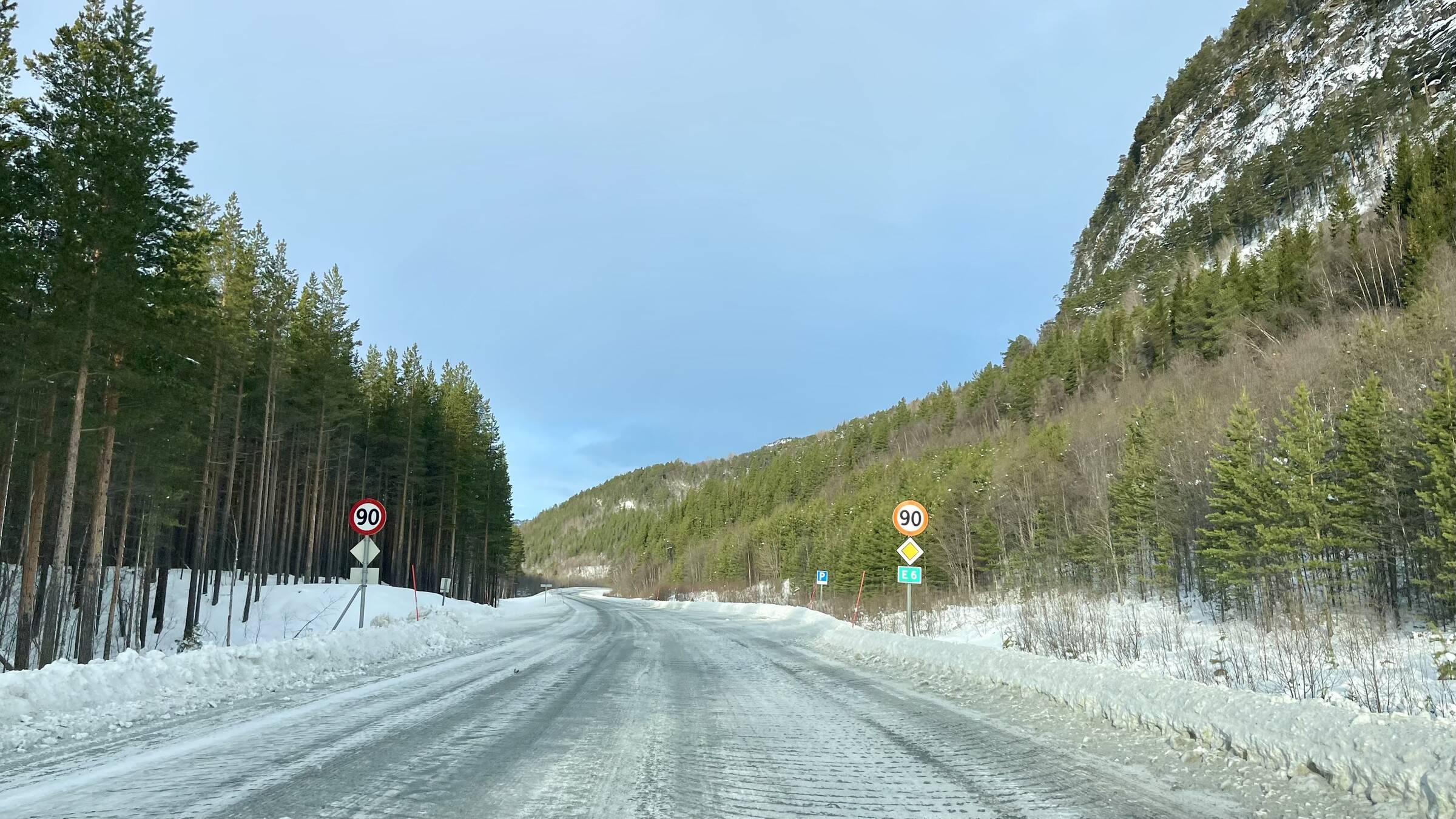 Porsche Taycan Taycan To The Arctic Circle Road Trip 2022 51887504588_b7a189f1a6_4k