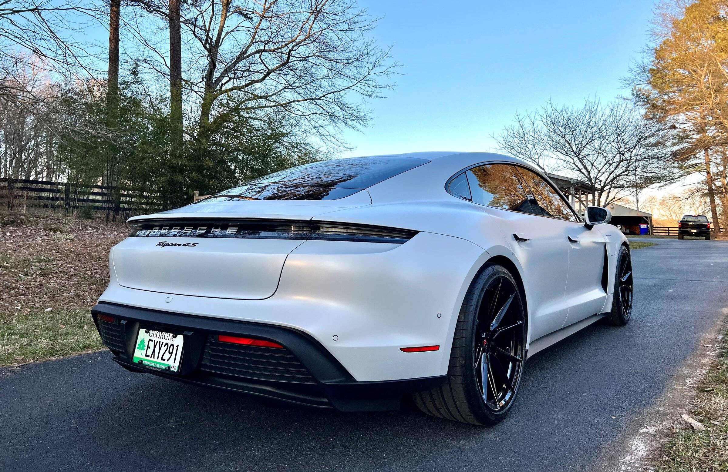 Porsche Taycan ICE GREY Taycan Club taytay8