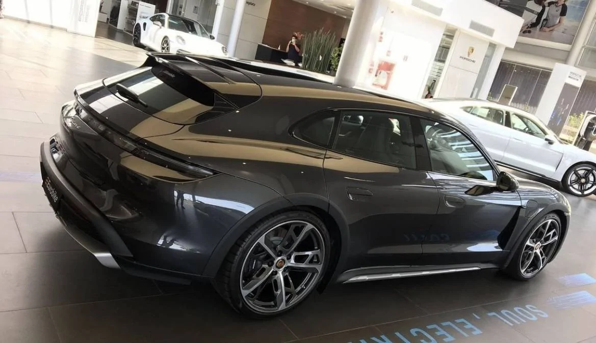 Porsche Taycan Please review my CT4 configuration 72223672-C971-4B32-AF0E-611CAD549AB5
