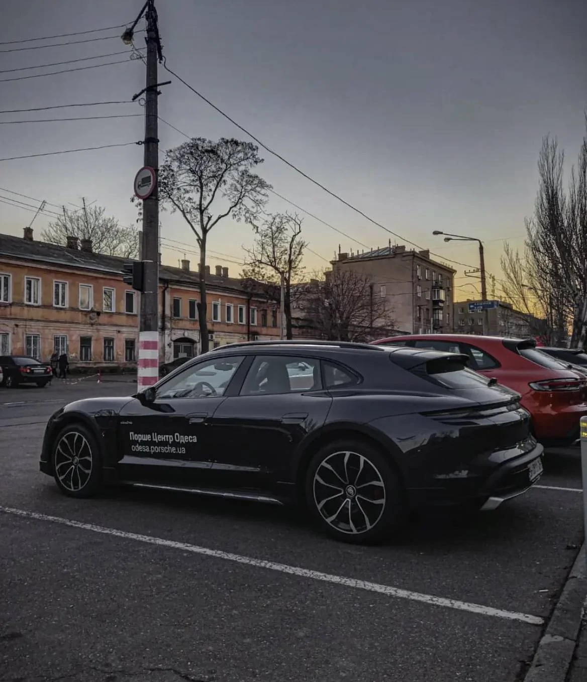 Porsche Taycan Please review my CT4 configuration ABAE7D19-43DB-4E68-8733-BE1961CC3544