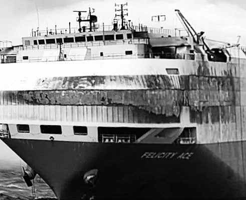 Porsche Taycan Felicity Ace ship on fire in the Atlantic carrying Porsches C924A065-AE3C-44A6-9B49-A3E7A54C7BE7