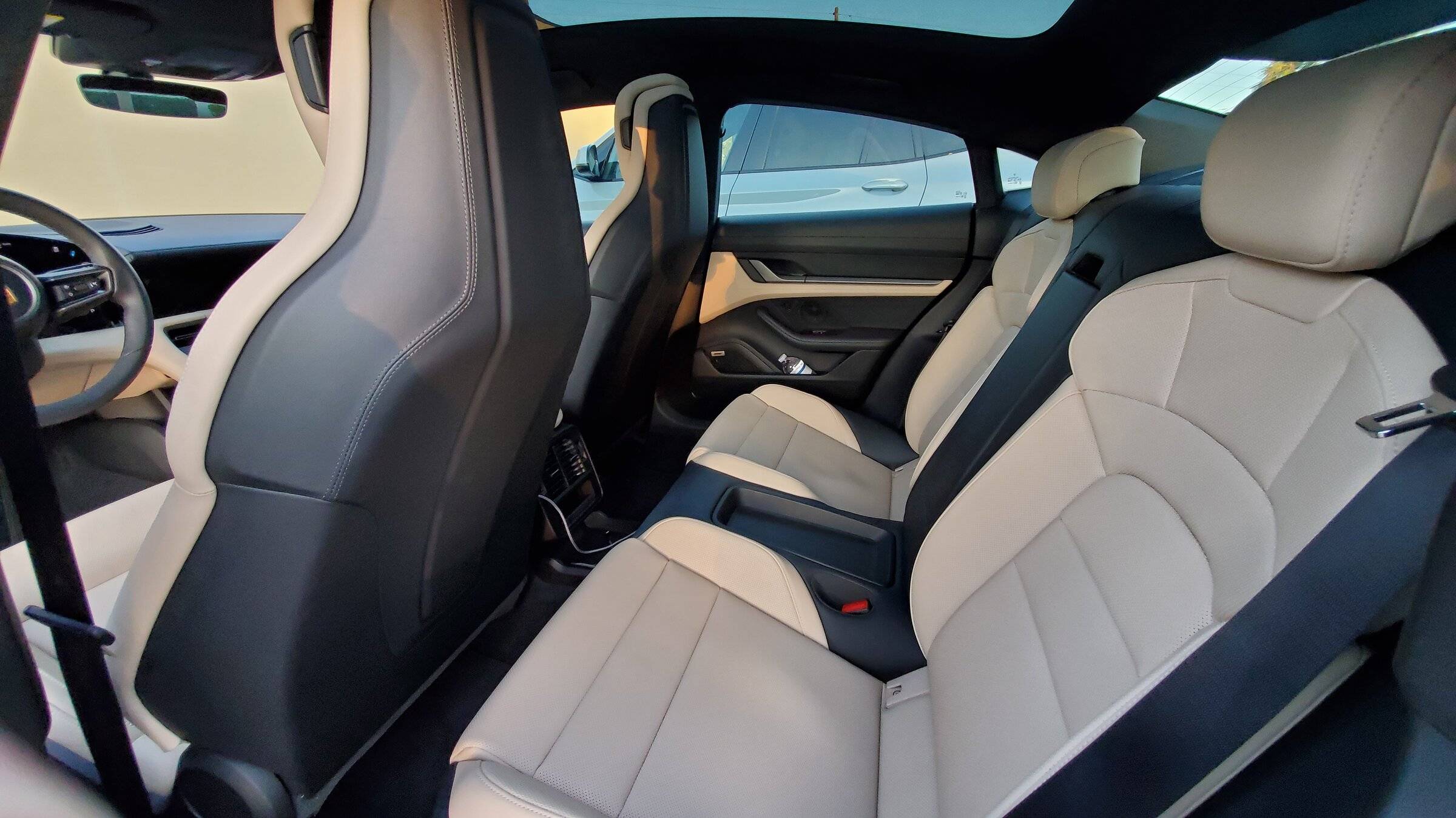 Porsche Taycan First 1000 miles review - MY22 RWD 20220219_180329
