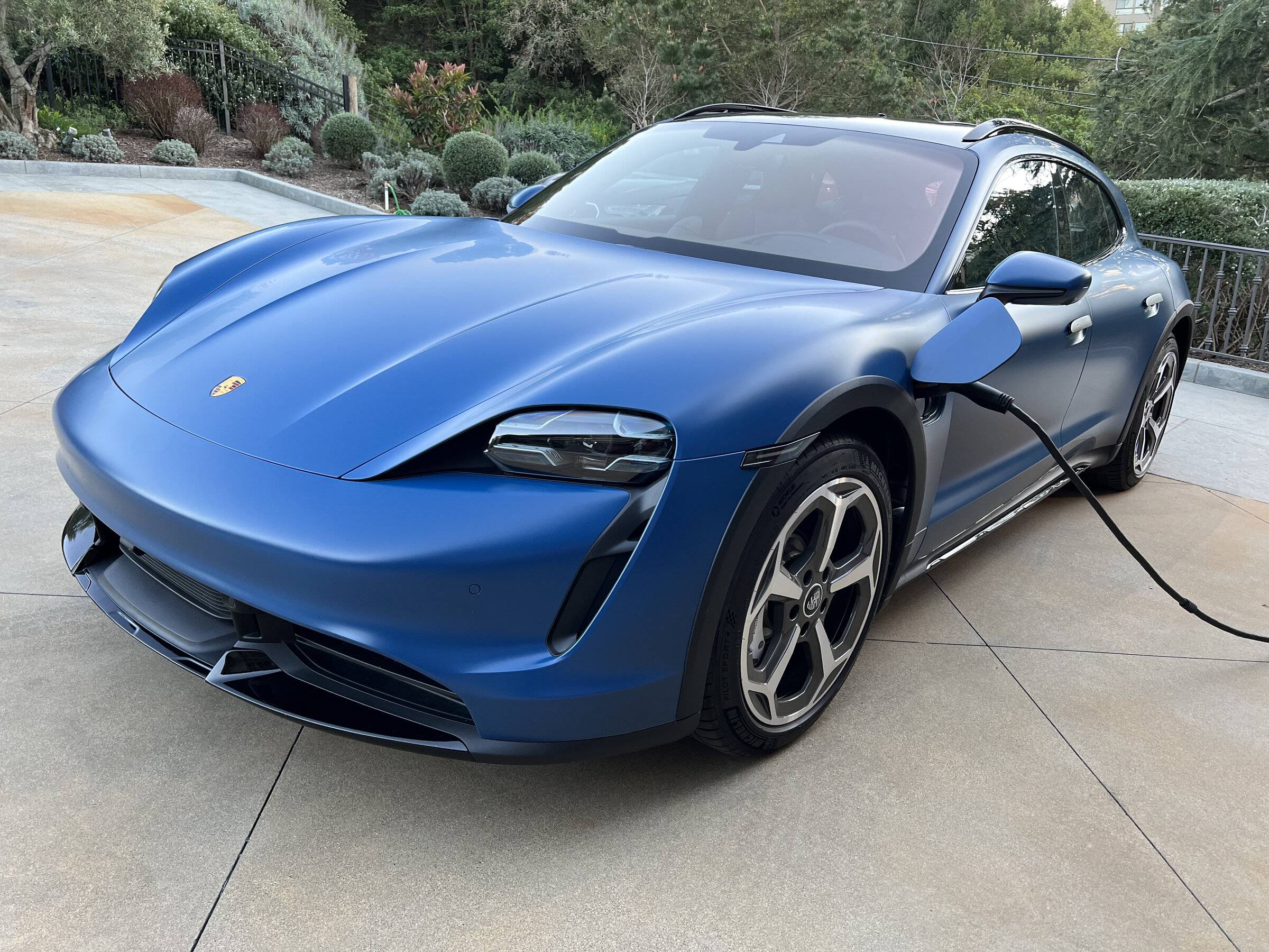 Porsche Taycan Taycan Turbo Cross Turismo CT in Neptune Blue with Satin PPF Film FLQ_chargin