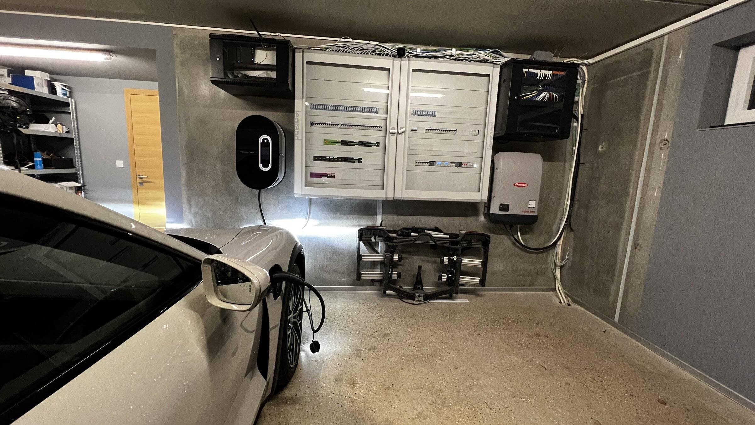 Porsche Taycan Show your home charging setup for your Taycan 4570E6A6-EAB6-4BBC-8C89-CFAC2C2C0DAB
