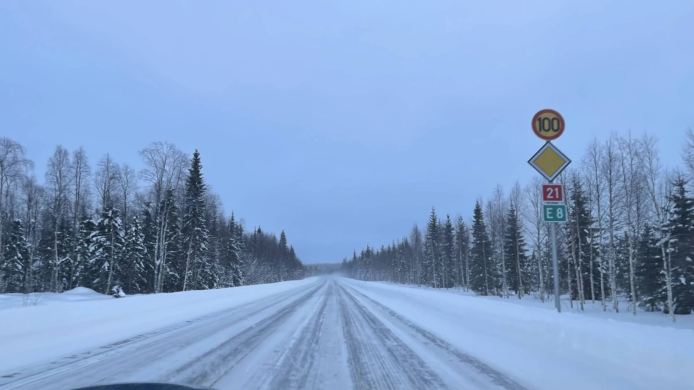 Porsche Taycan Taycan To The Arctic Circle Road Trip 2022 51896276235_22386b3cc5_4k
