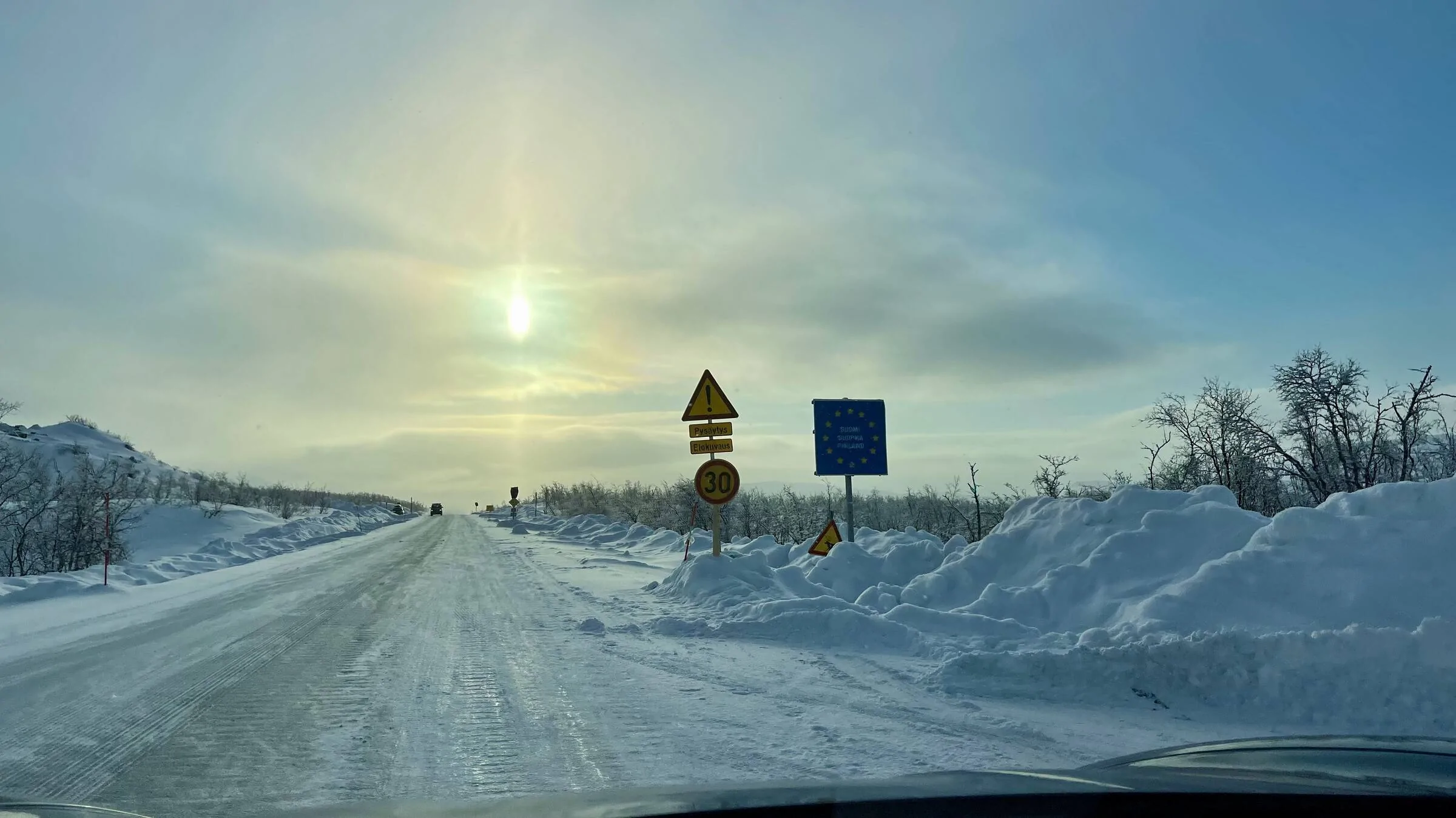 Porsche Taycan Taycan To The Arctic Circle Road Trip 2022 51895602256_7cc8bcf484_4k