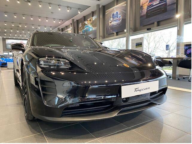 Porsche Taycan First GTS Sport Turismo Taycan in the wild 1645626181569