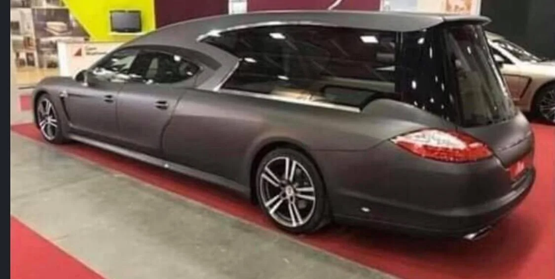 Porsche Taycan First GTS Sport Turismo Taycan in the wild 1645627275400