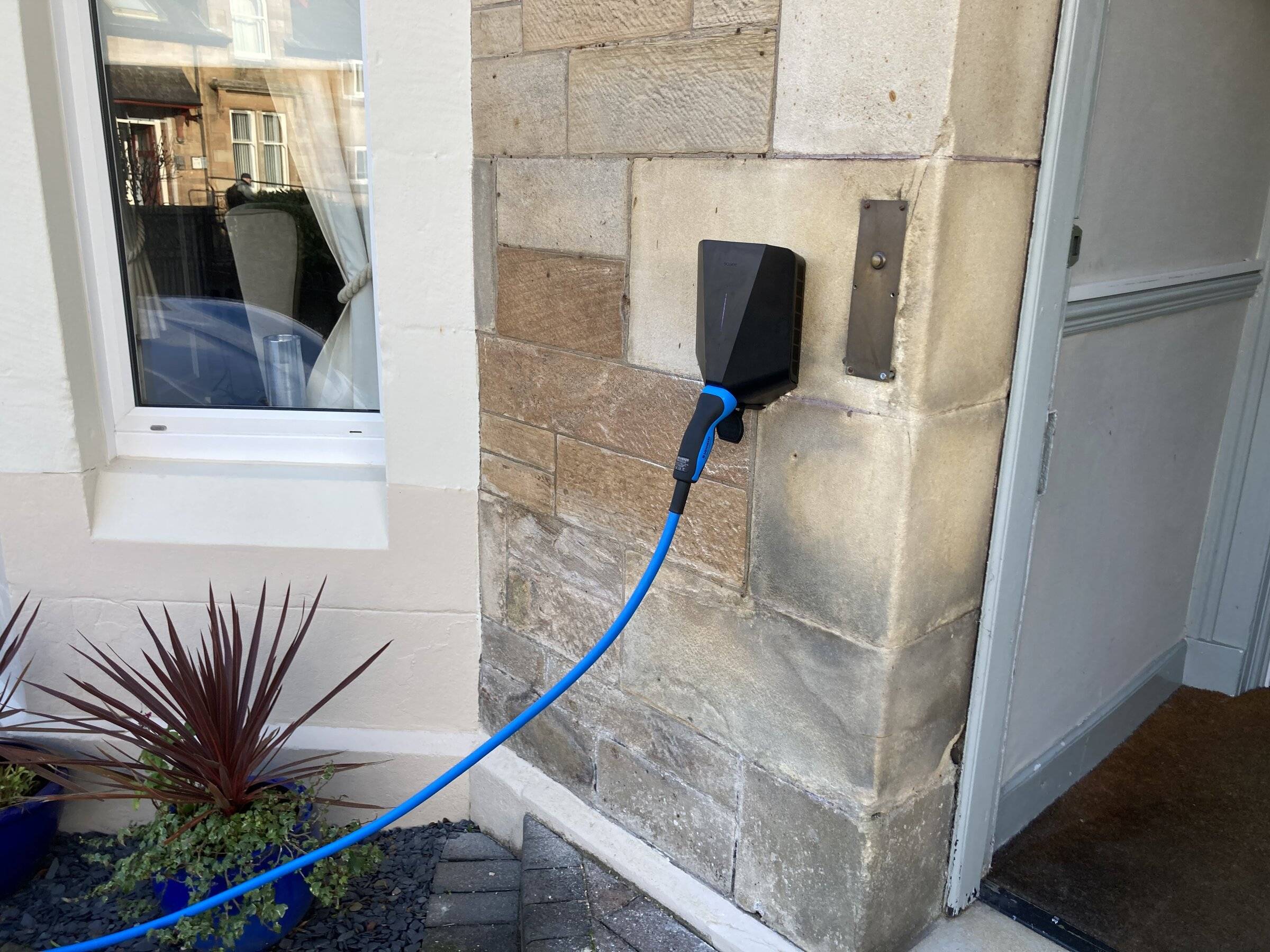 Porsche Taycan Show your home charging setup for your Taycan 2FFCA9E9-91F4-4267-BDC3-4CA0FC5072D5
