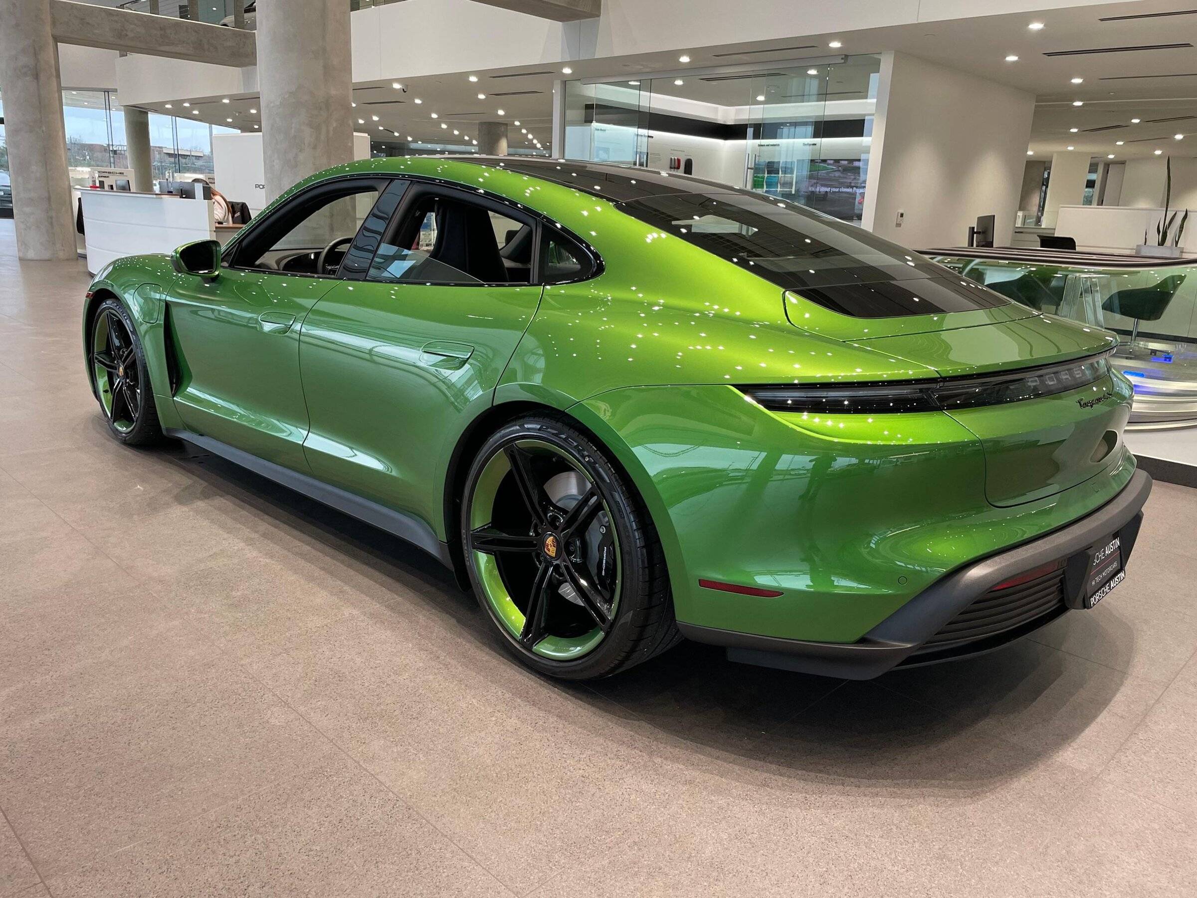 Porsche Taycan Taycan 4S available in Austin image_0 (1)