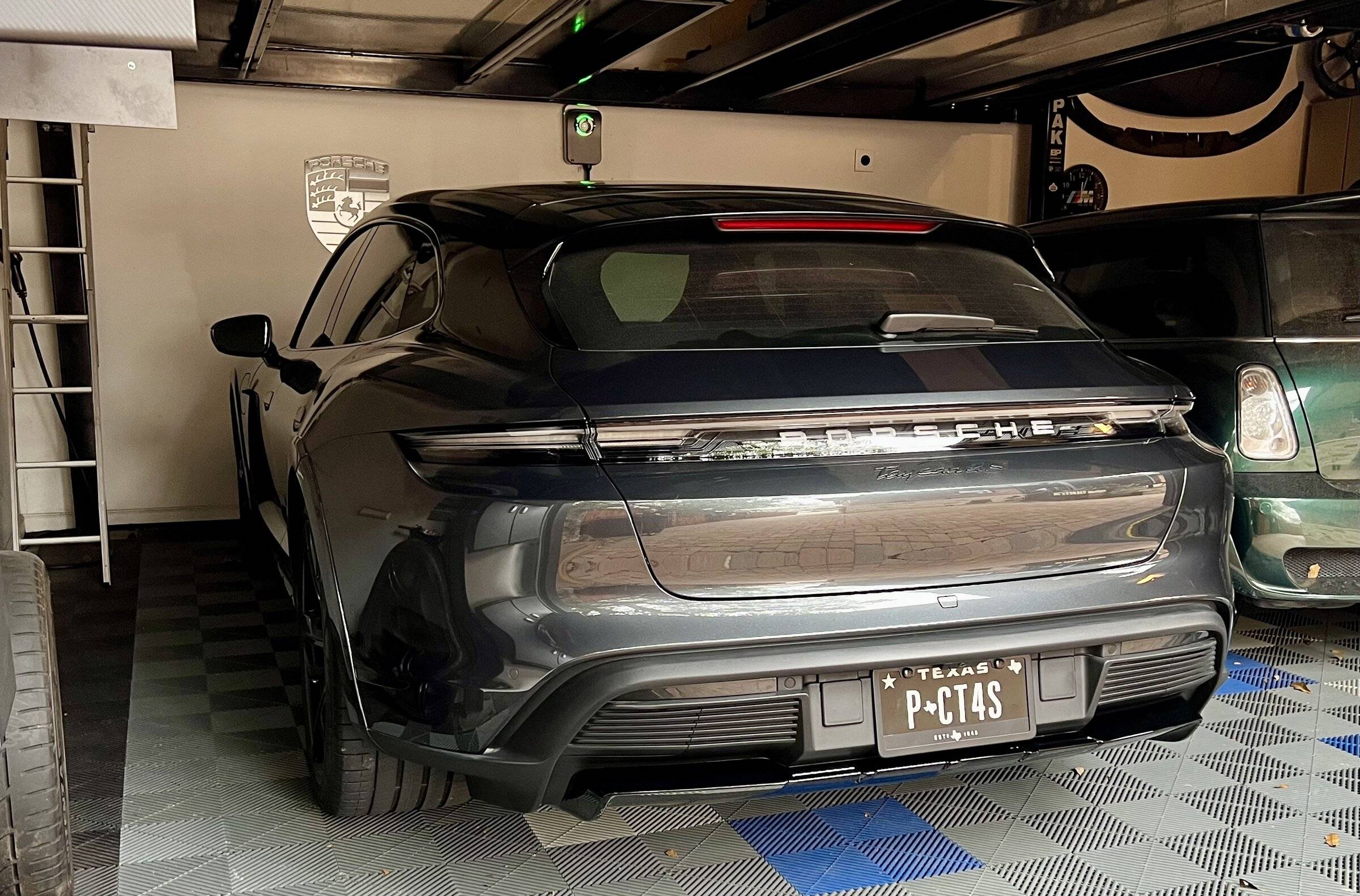 Porsche Taycan A 2022 Cross Turismo 4S: From Order to Delivery to Mods IMG_5078