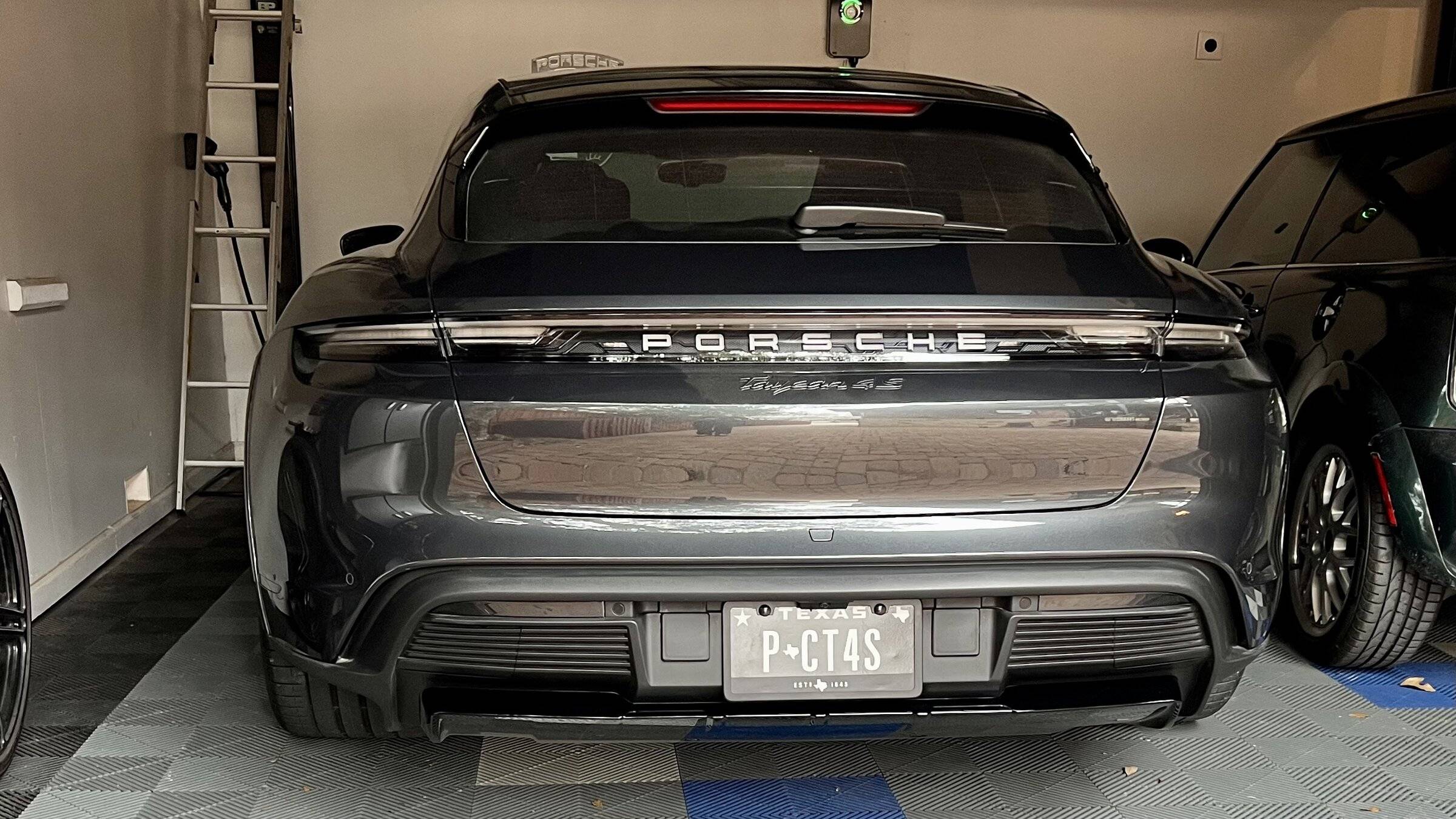 Porsche Taycan A 2022 Cross Turismo 4S: From Order to Delivery to Mods IMG_5077