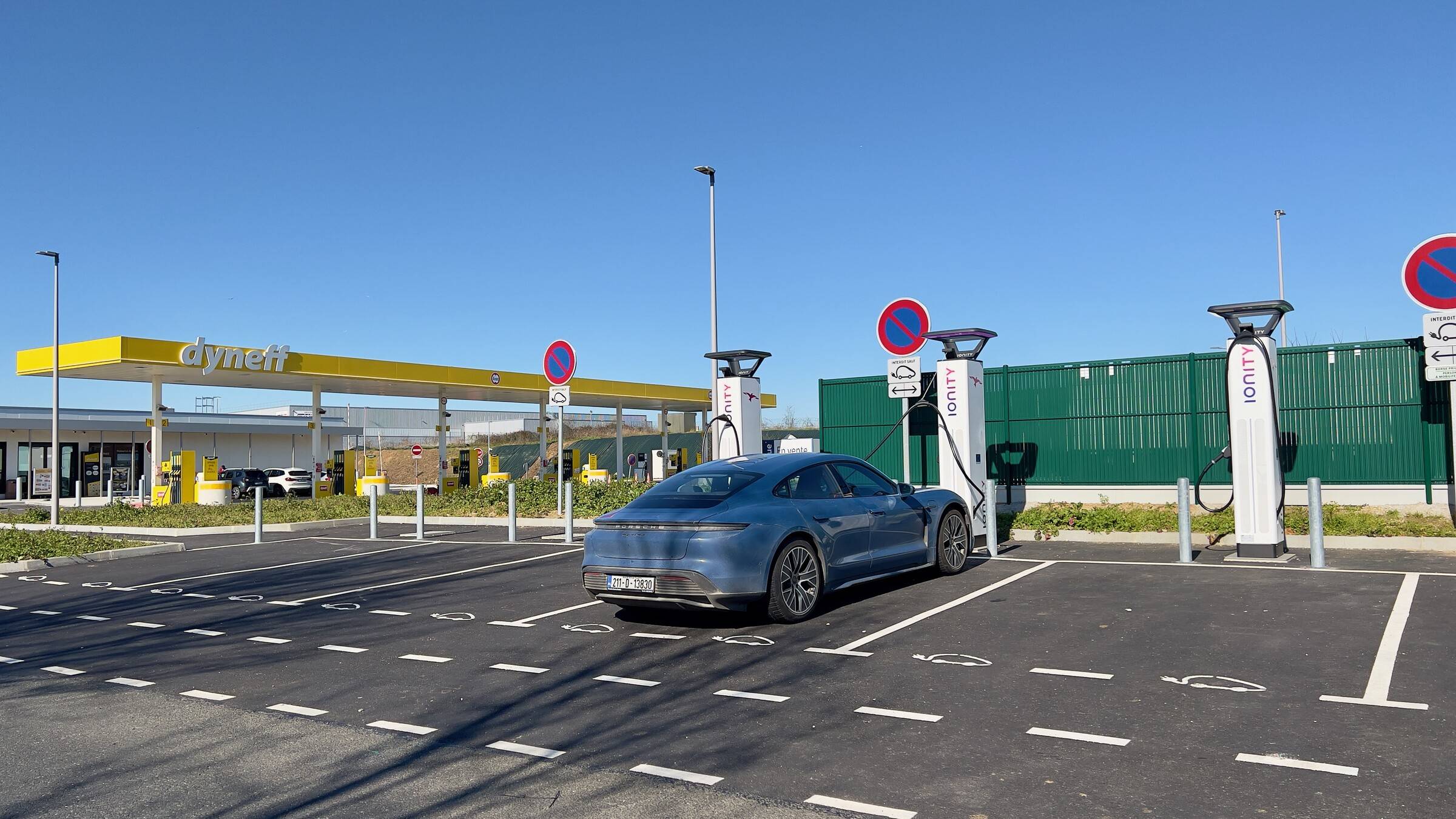 Porsche Taycan Taycan To The Arctic Circle Road Trip 2022 51911593843_551bb40ff7_4k