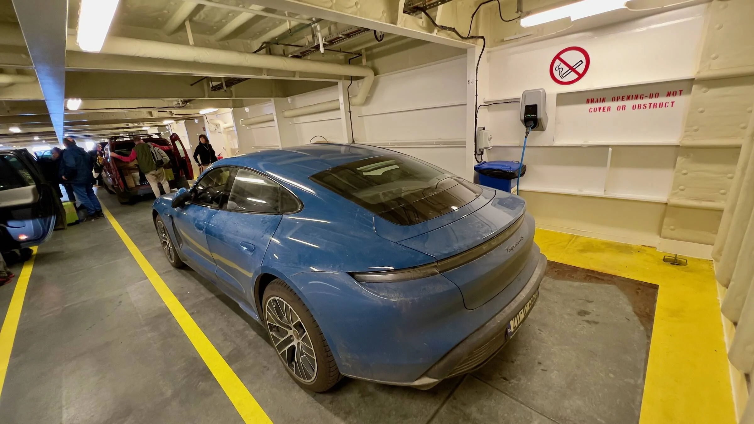 Porsche Taycan Taycan To The Arctic Circle Road Trip 2022 51911814239_94d4c25756_4k