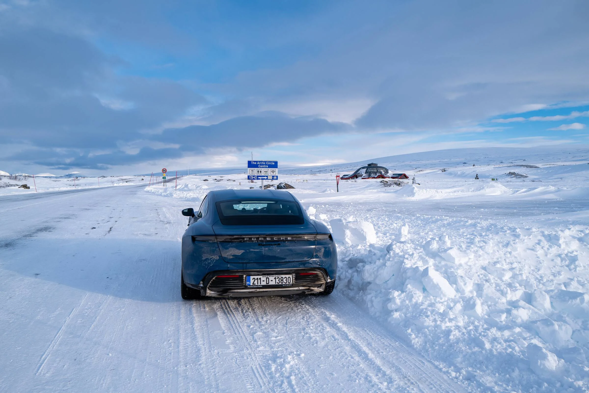 Porsche Taycan Taycan To The Arctic Circle Road Trip 2022 51887732794_0ce46ce5b2_4k