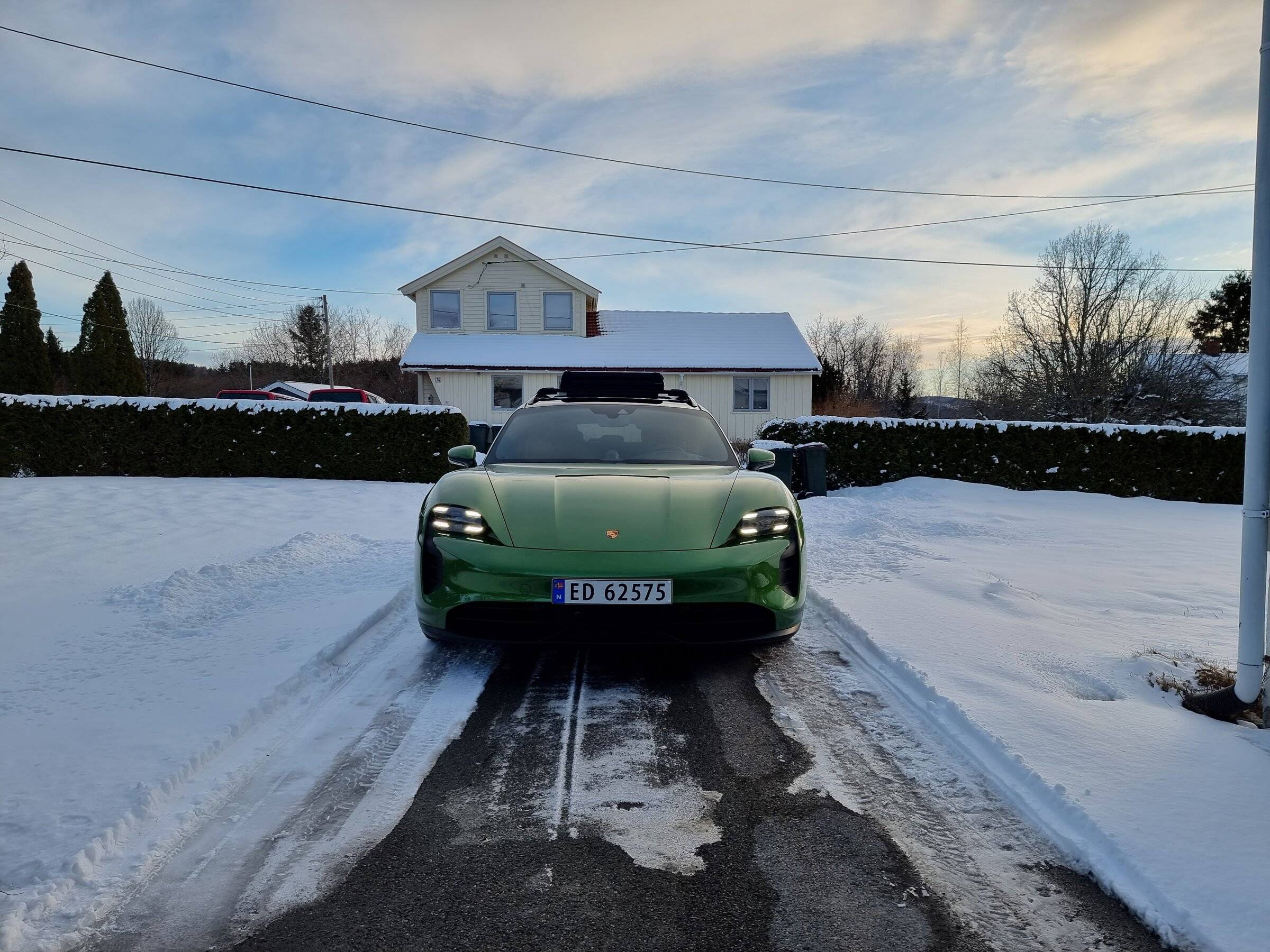 Porsche Taycan First GTS Sport Turismo Taycan in the wild 20220221_162147