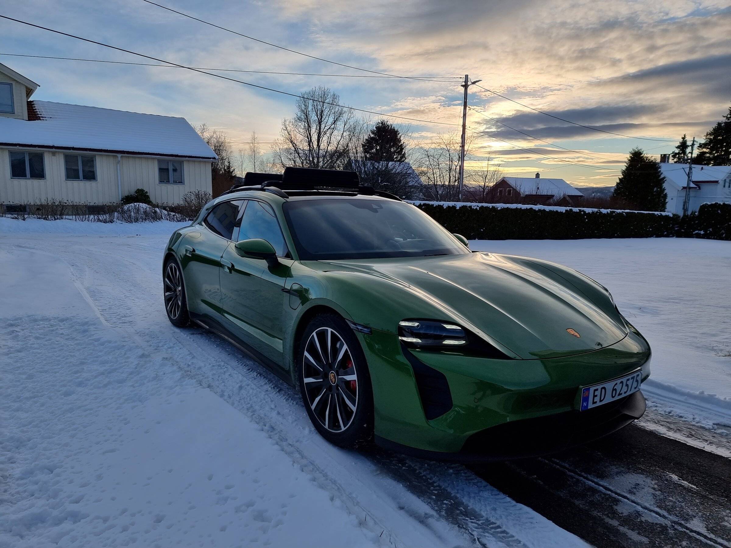 Porsche Taycan First GTS Sport Turismo Taycan in the wild 20220221_162158